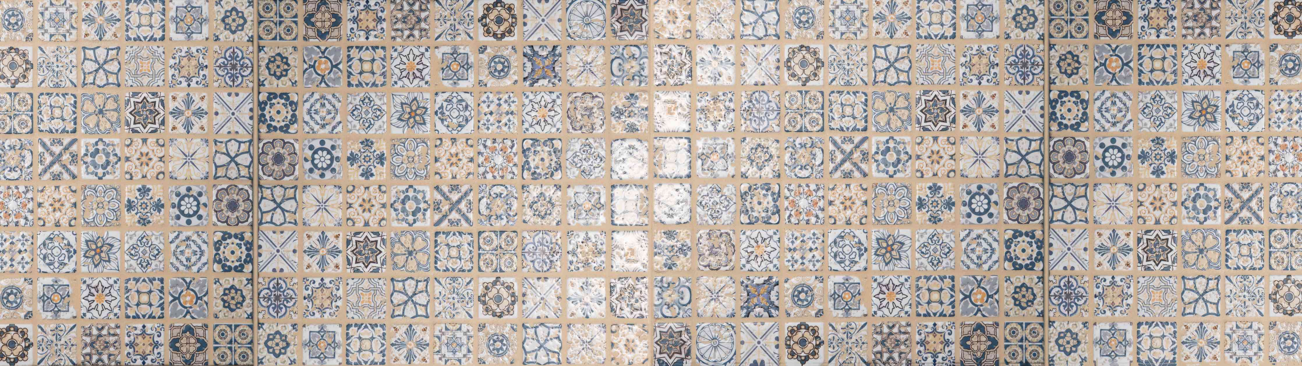Wandverkleidung Wohnzimmer-Beige-blau Vintage Mosaik