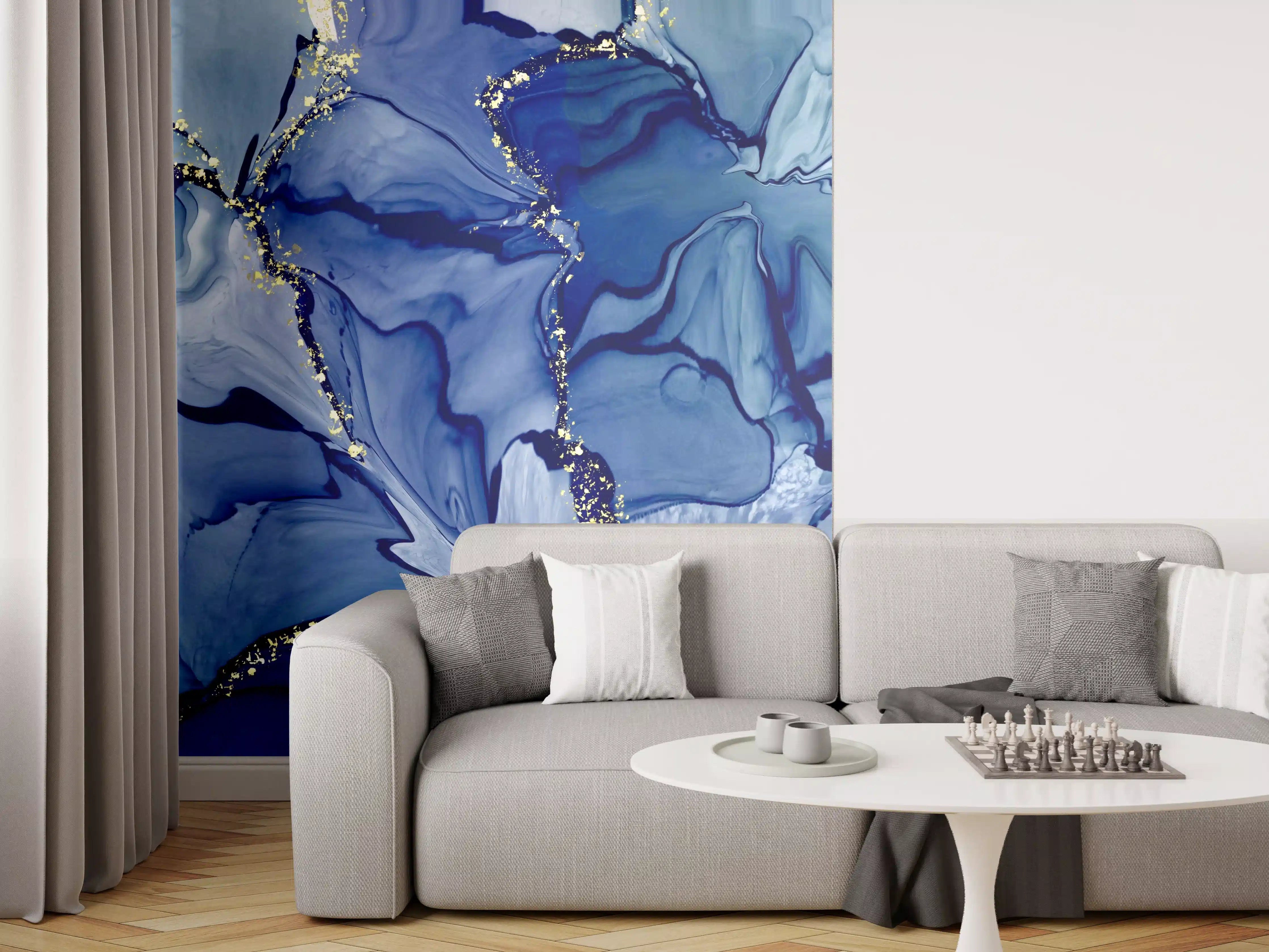 Wandverkleidung Wohnzimmer - Blaues Marbledesign mit Goldakzenten