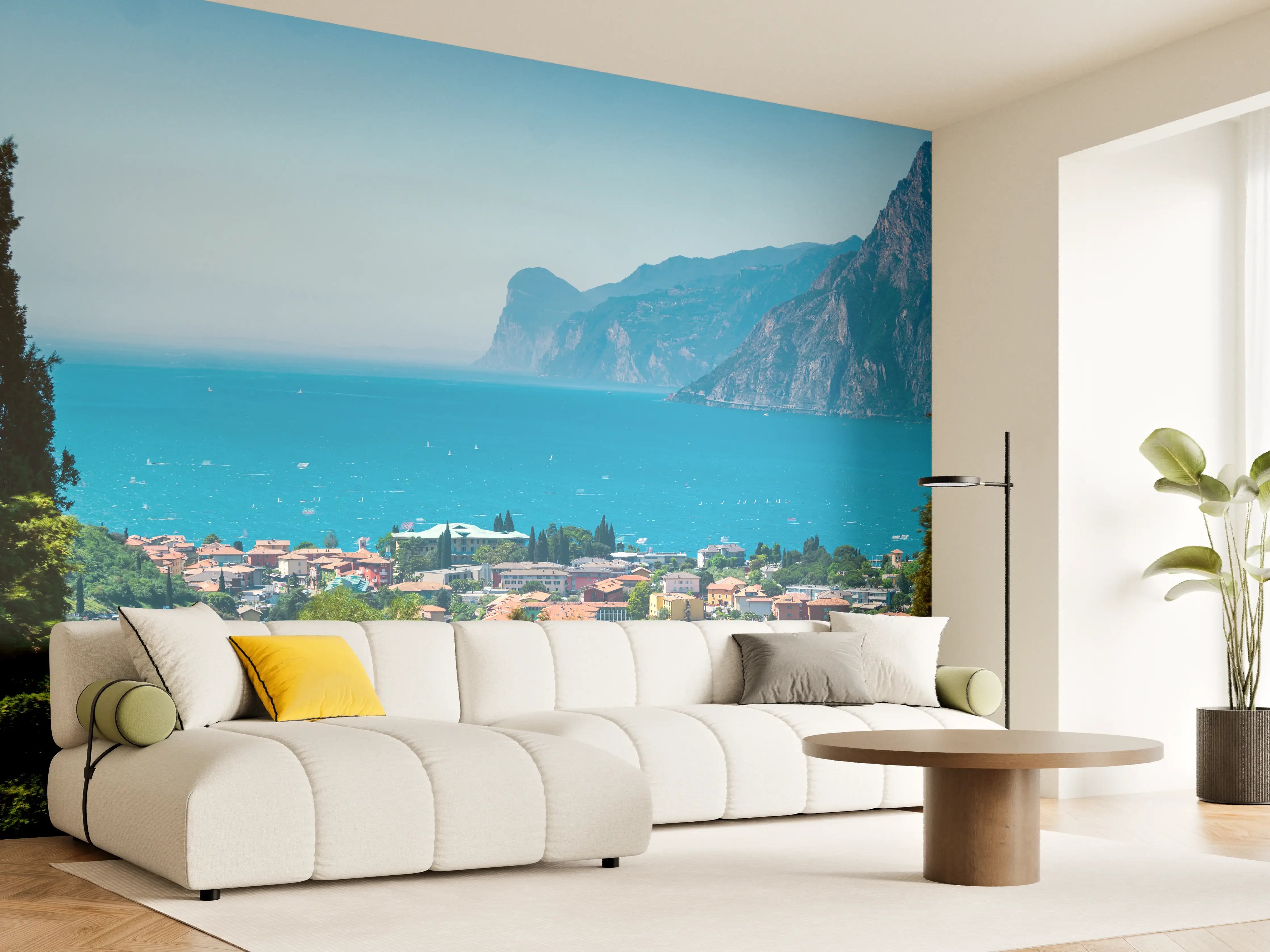 Wandverkleidung Wohnzimmer - Blick ins Grau: See und Berge im Licht