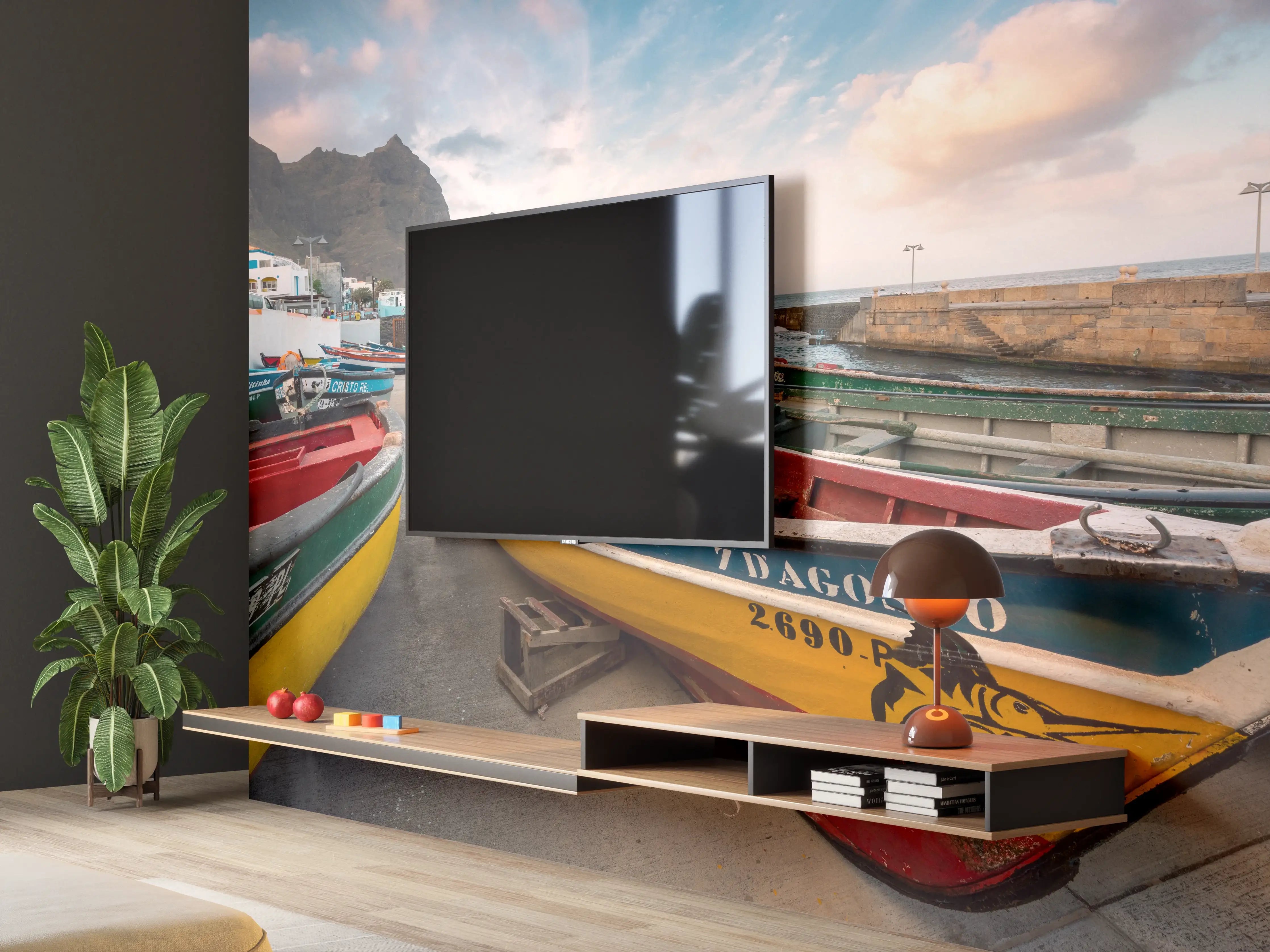 Wandverkleidung Wohnzimmer - Bunte Boote am Hafen bei Sonnenuntergang