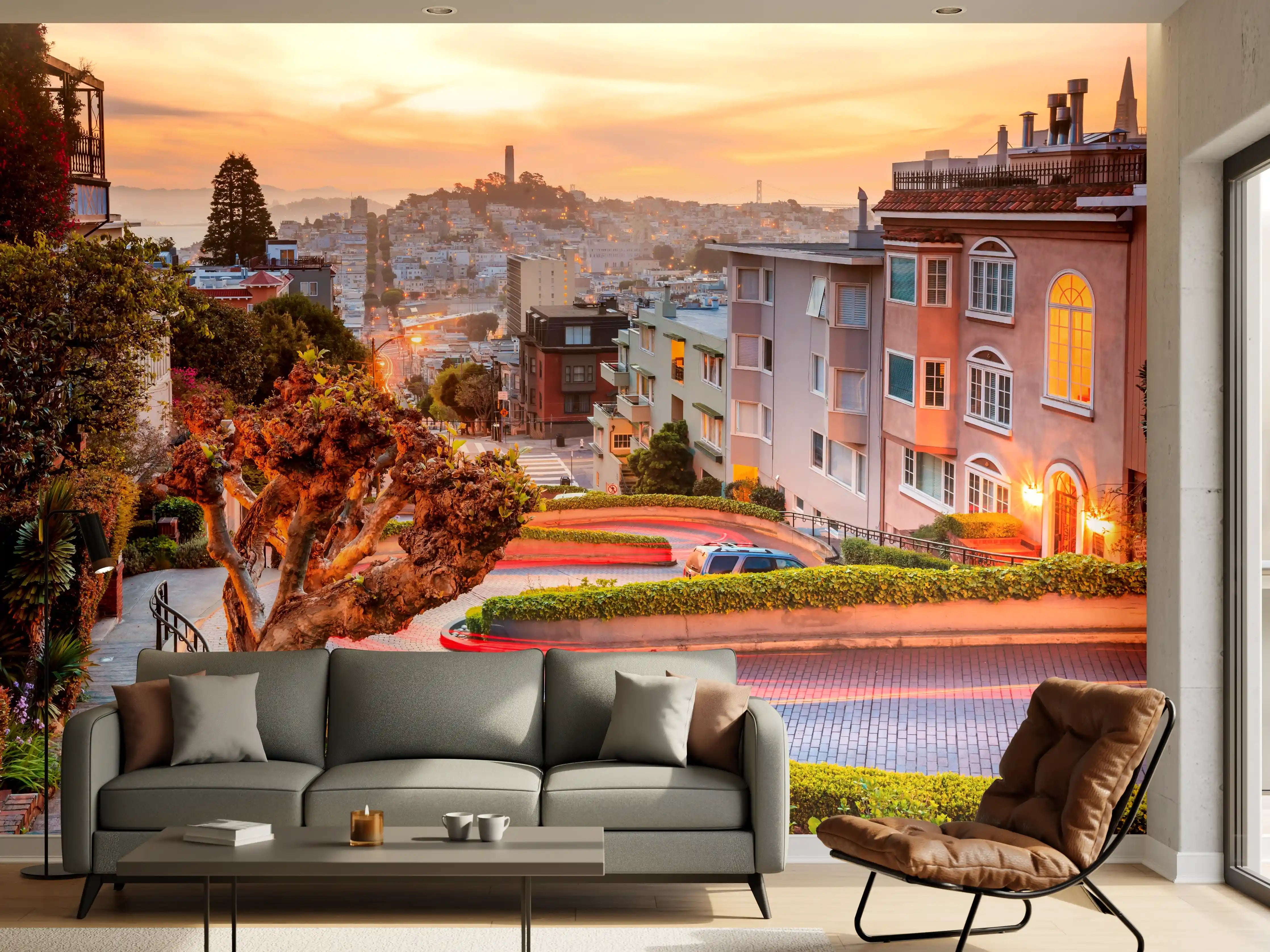 Wandverkleidung Wohnzimmer - Bunte Côte d'Azur Wohnstraße bei Sonnenuntergang