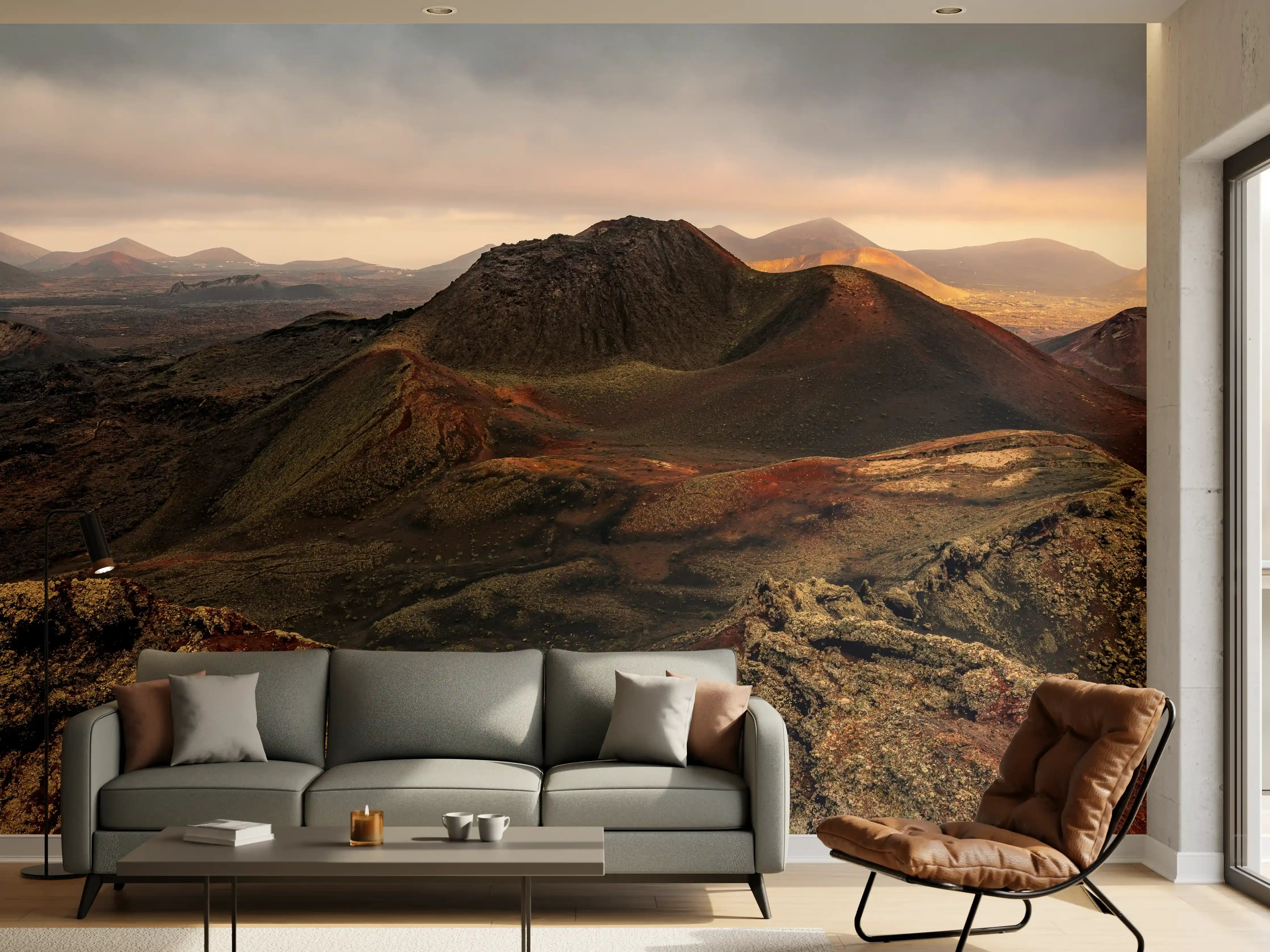 Wandverkleidung Wohnzimmer - Dramatischer Vulkan mit dunklen Wolken