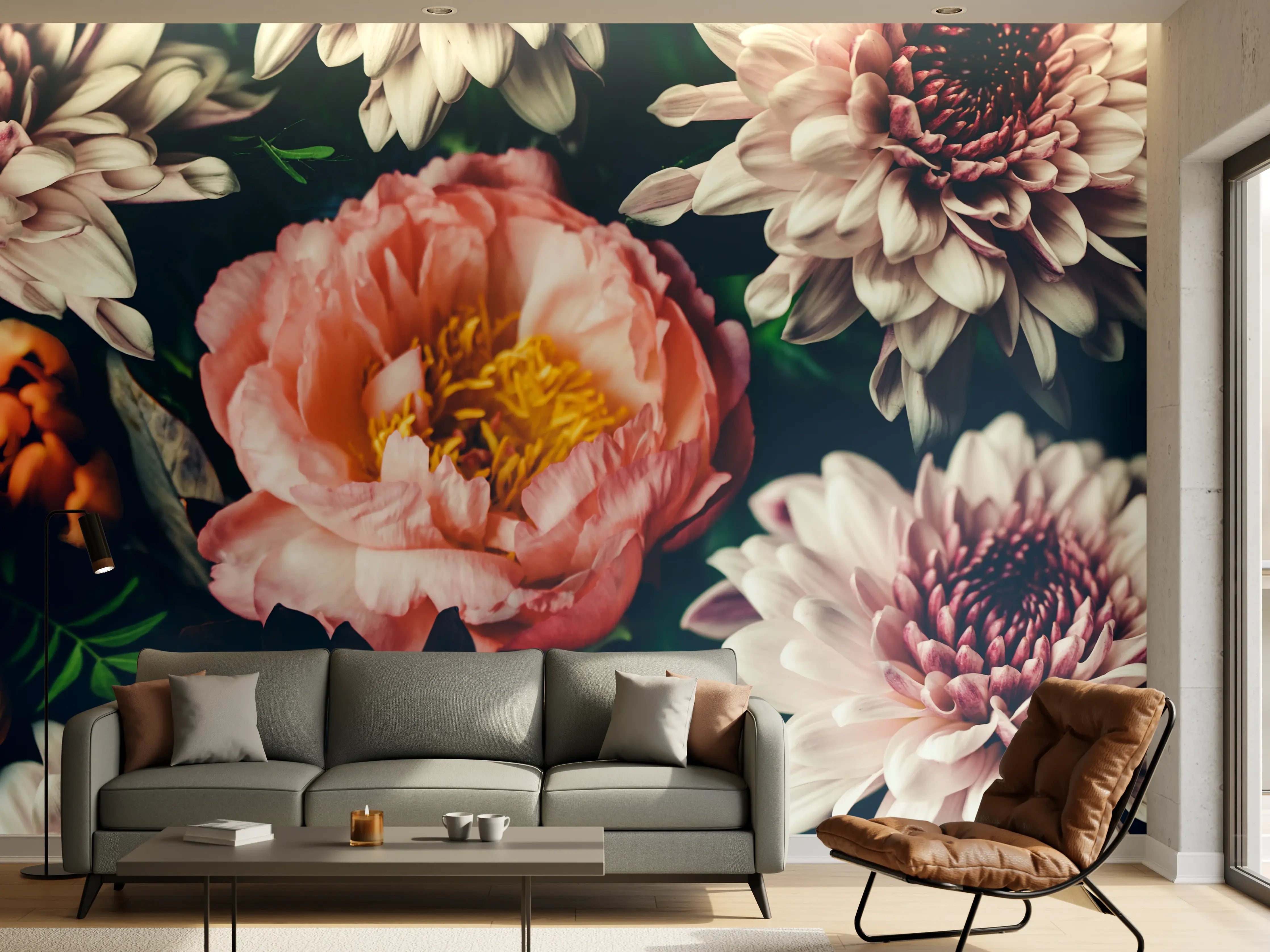 Wandverkleidung Wohnzimmer - Graue Blumen auf dunklem Grund