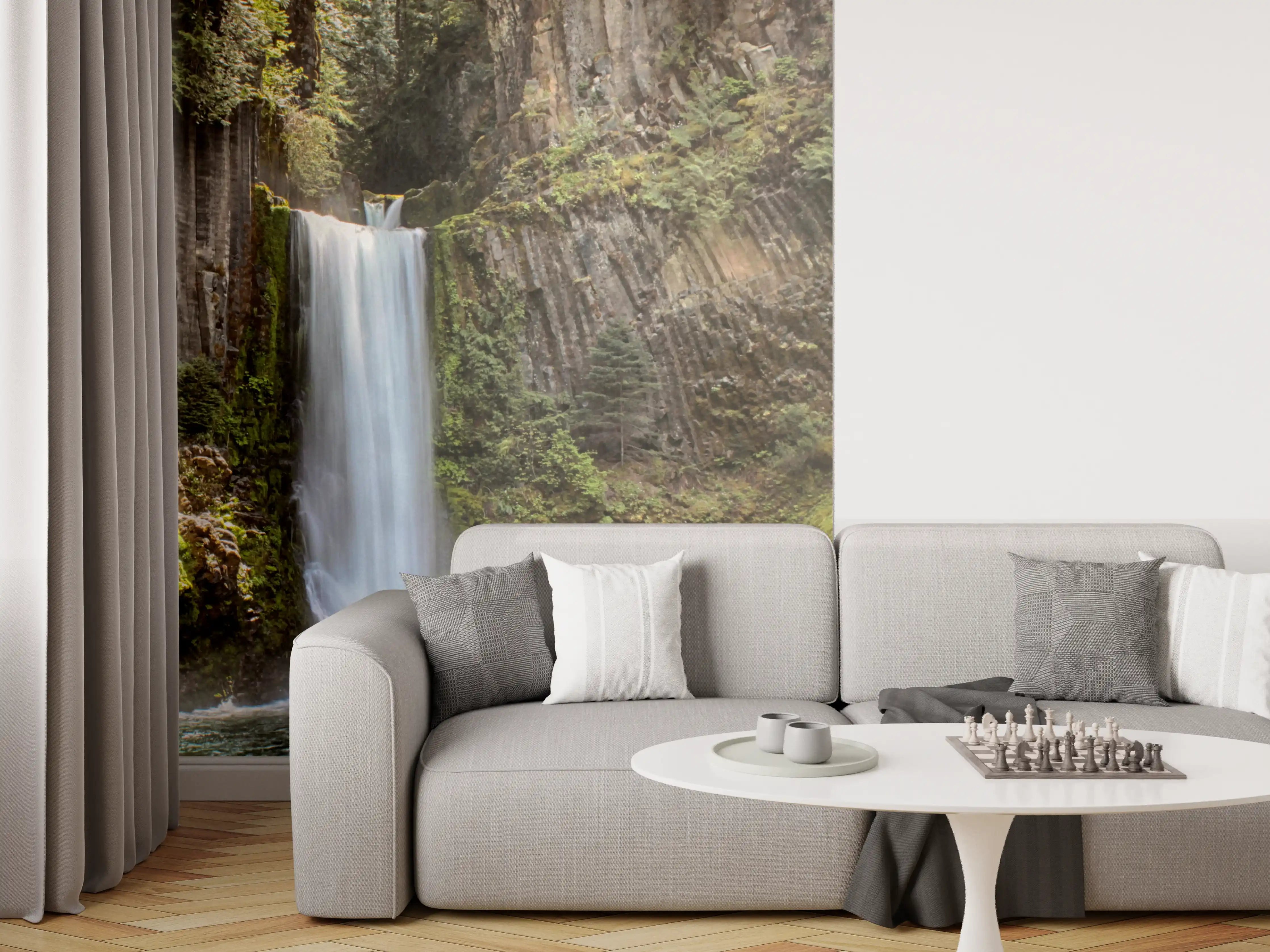 Wandverkleidung Wohnzimmer - Grauer Wasserfall im Licht der Natur