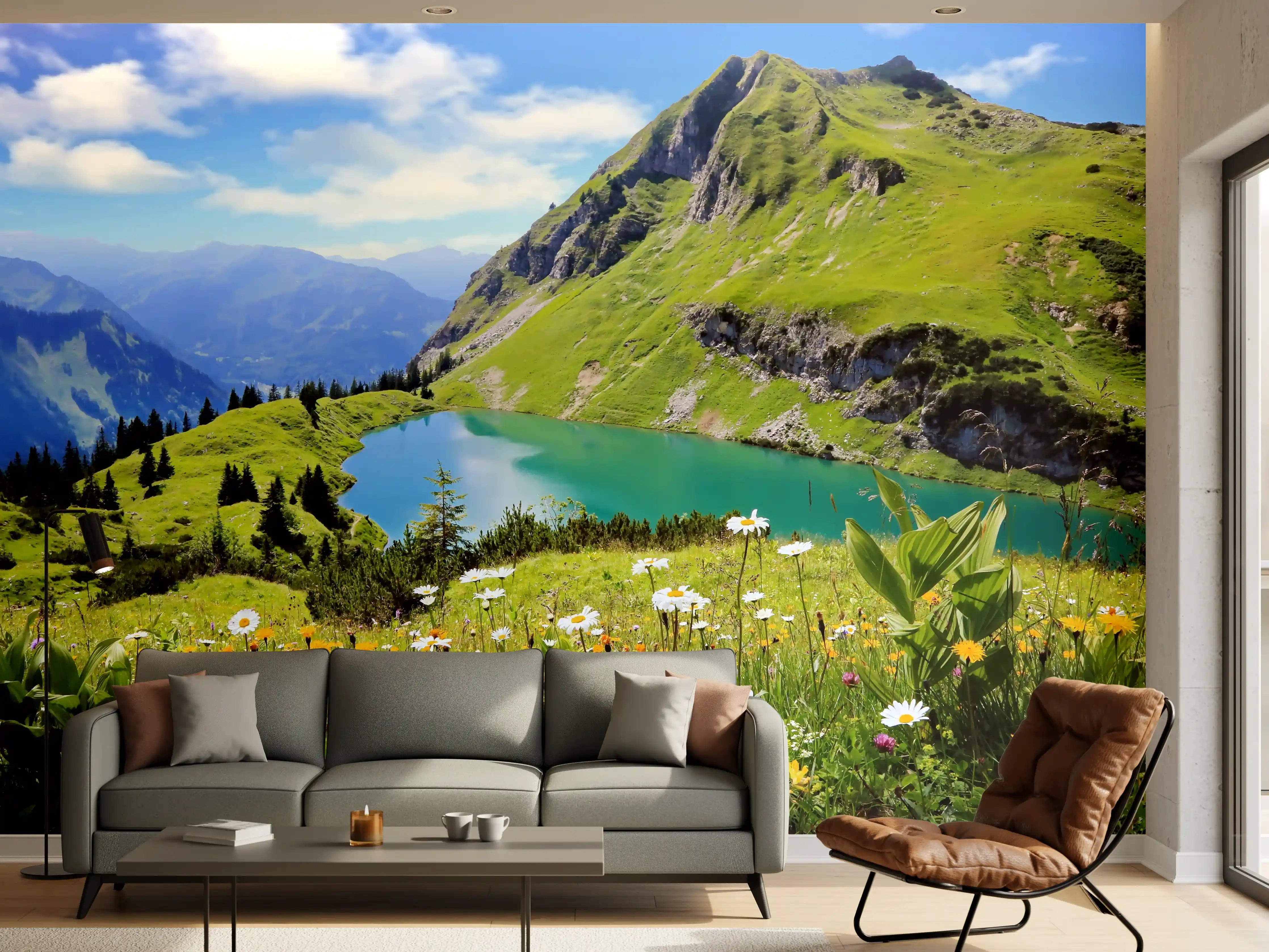 Wandverkleidung Wohnzimmer - Idyllische Berglandschaft mit See und Blumenwiese