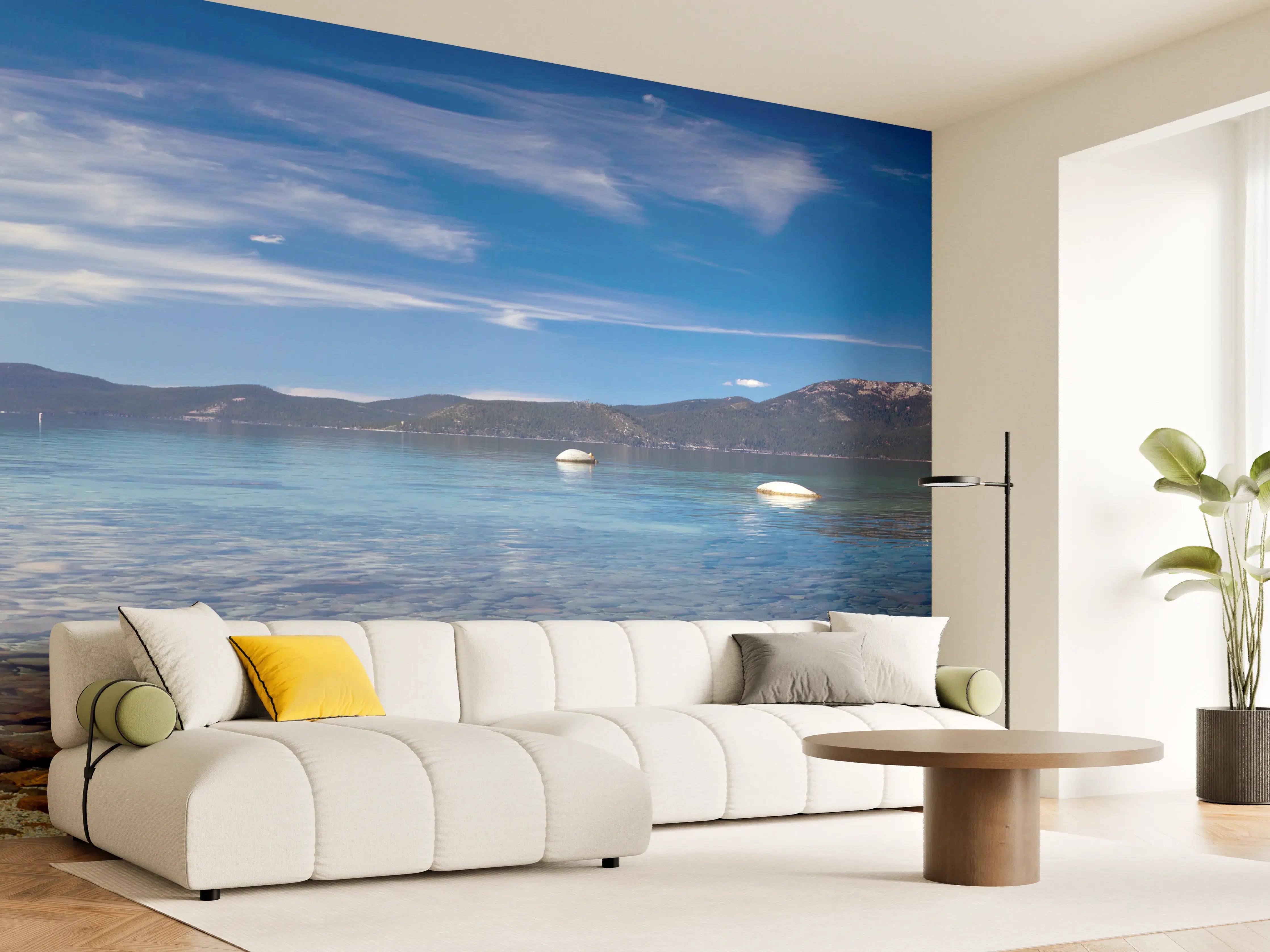 Wandverkleidung Wohnzimmer - Idyllischer See mit Bergen bei Sonnenschein