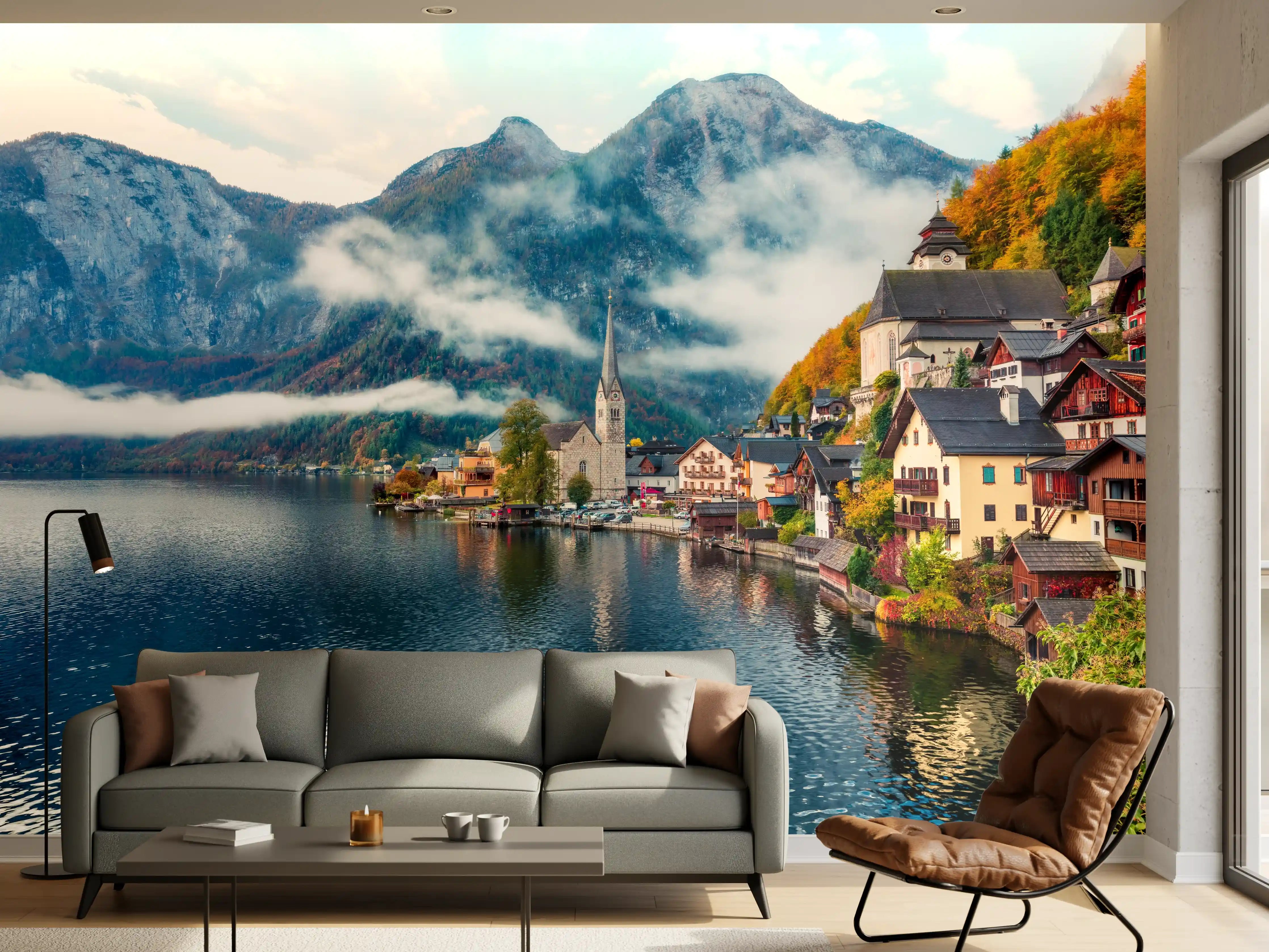 Wandverkleidung Wohnzimmer - Idyllisches Dorf am See mit Bergen im Hintergrund