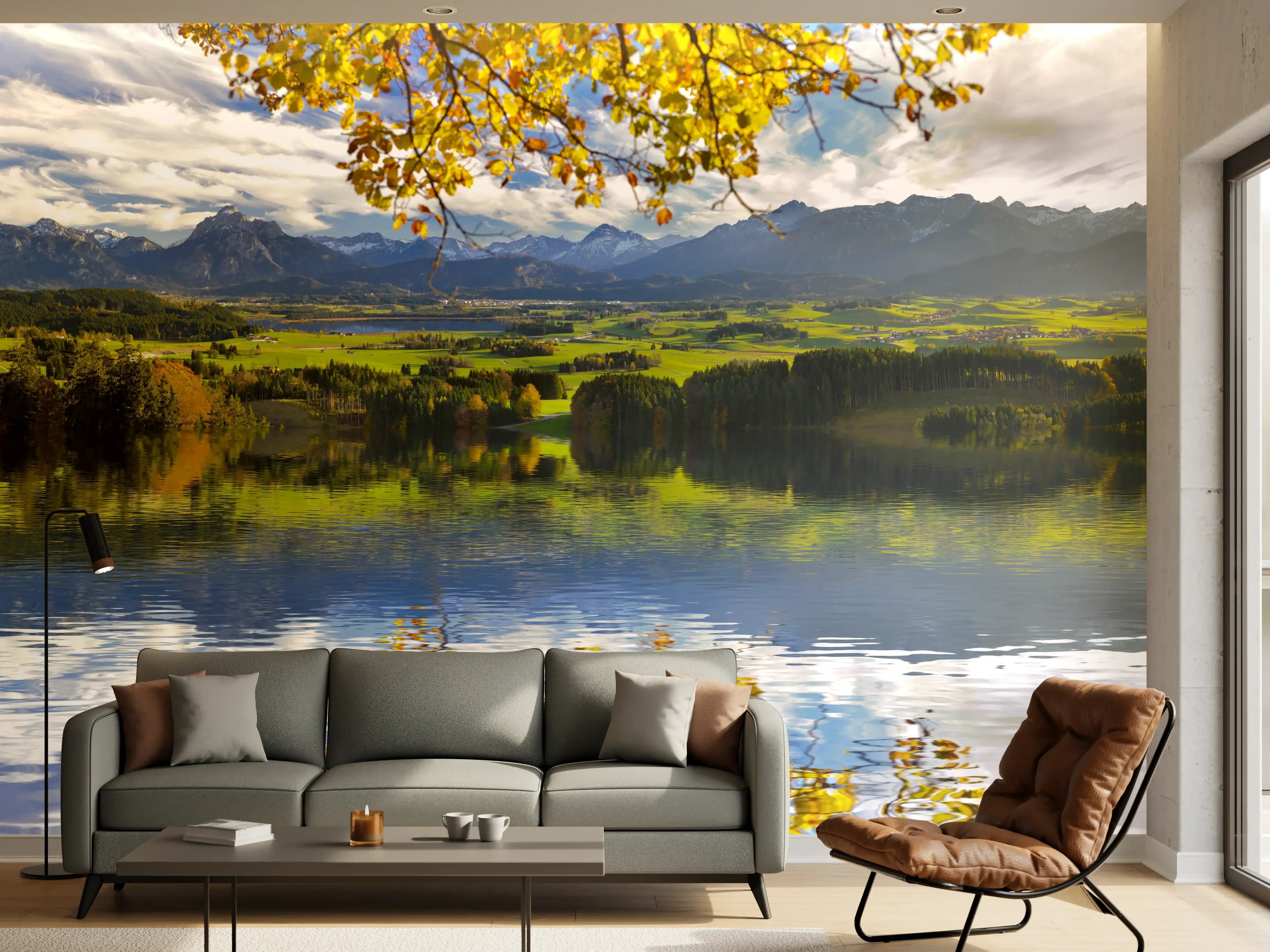 Wandverkleidung Wohnzimmer - Idyllisches Landschaftsbild mit Wasser und Bergen