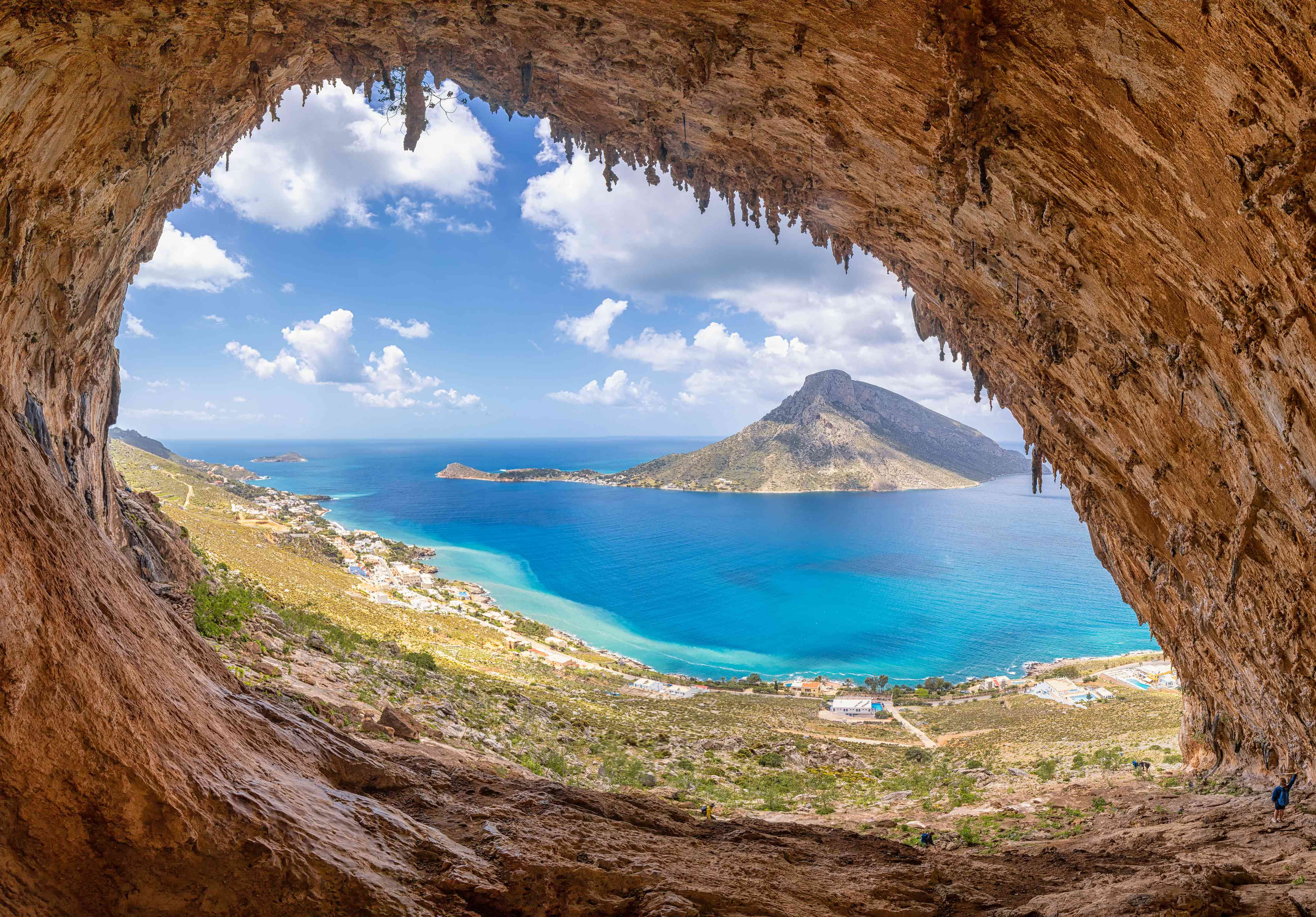 Wandverkleidung Wohnzimmer-Kustenaussicht mit Blick durch die Höhle