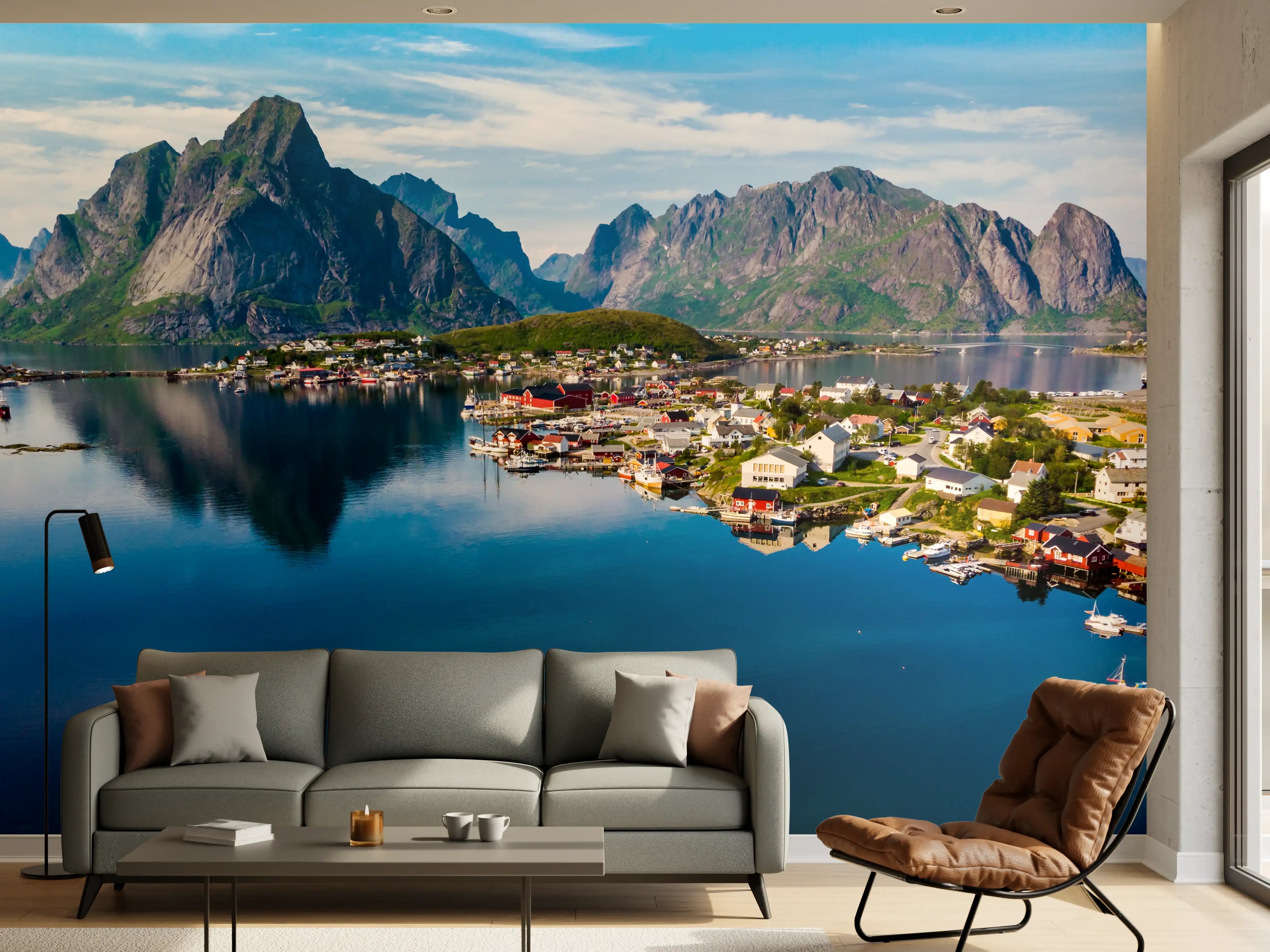 Wandverkleidung Wohnzimmer - Landschaft am Fjord mit Bergen