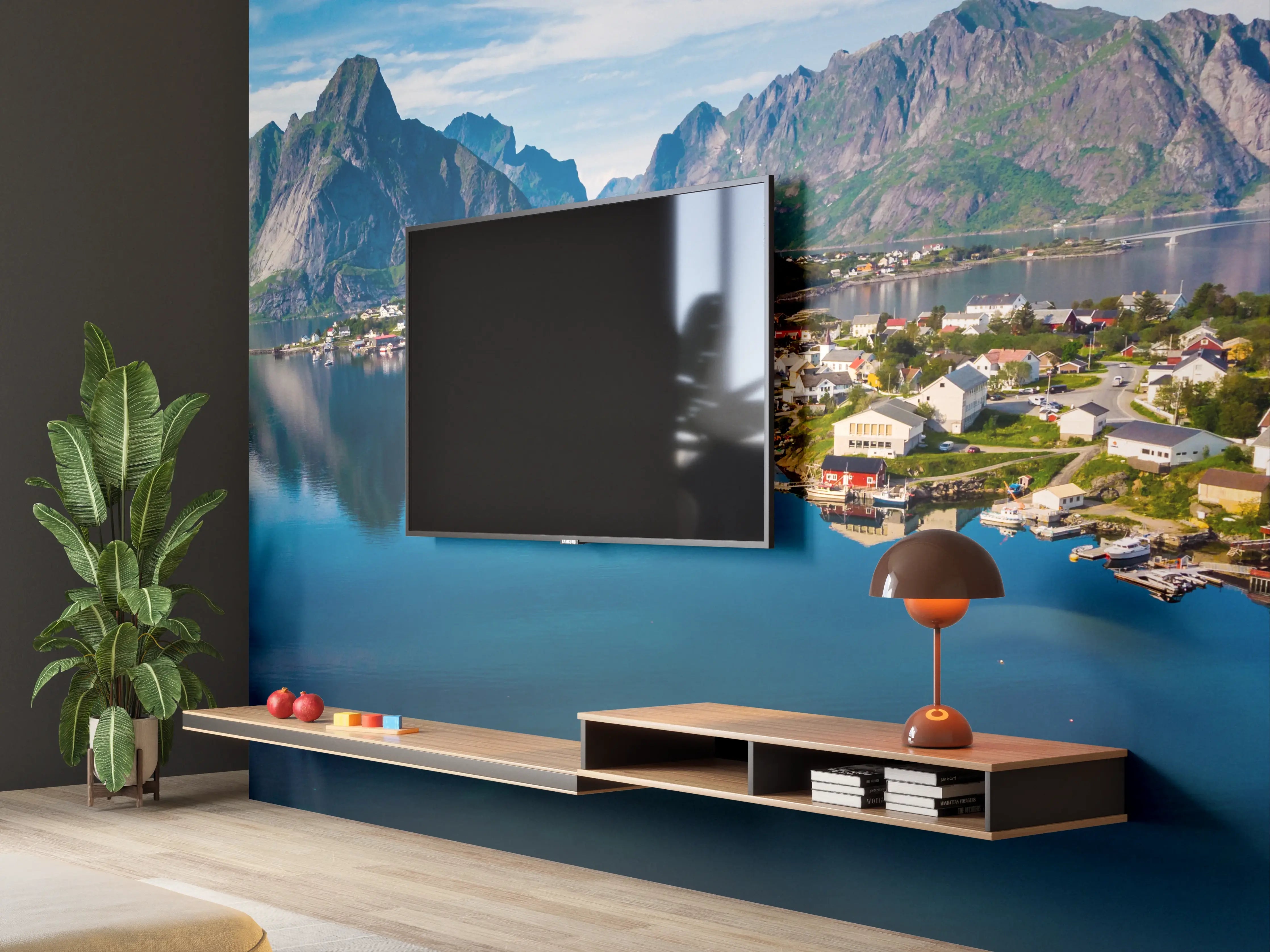 Wandverkleidung Wohnzimmer - Landschaft am Fjord mit Bergen