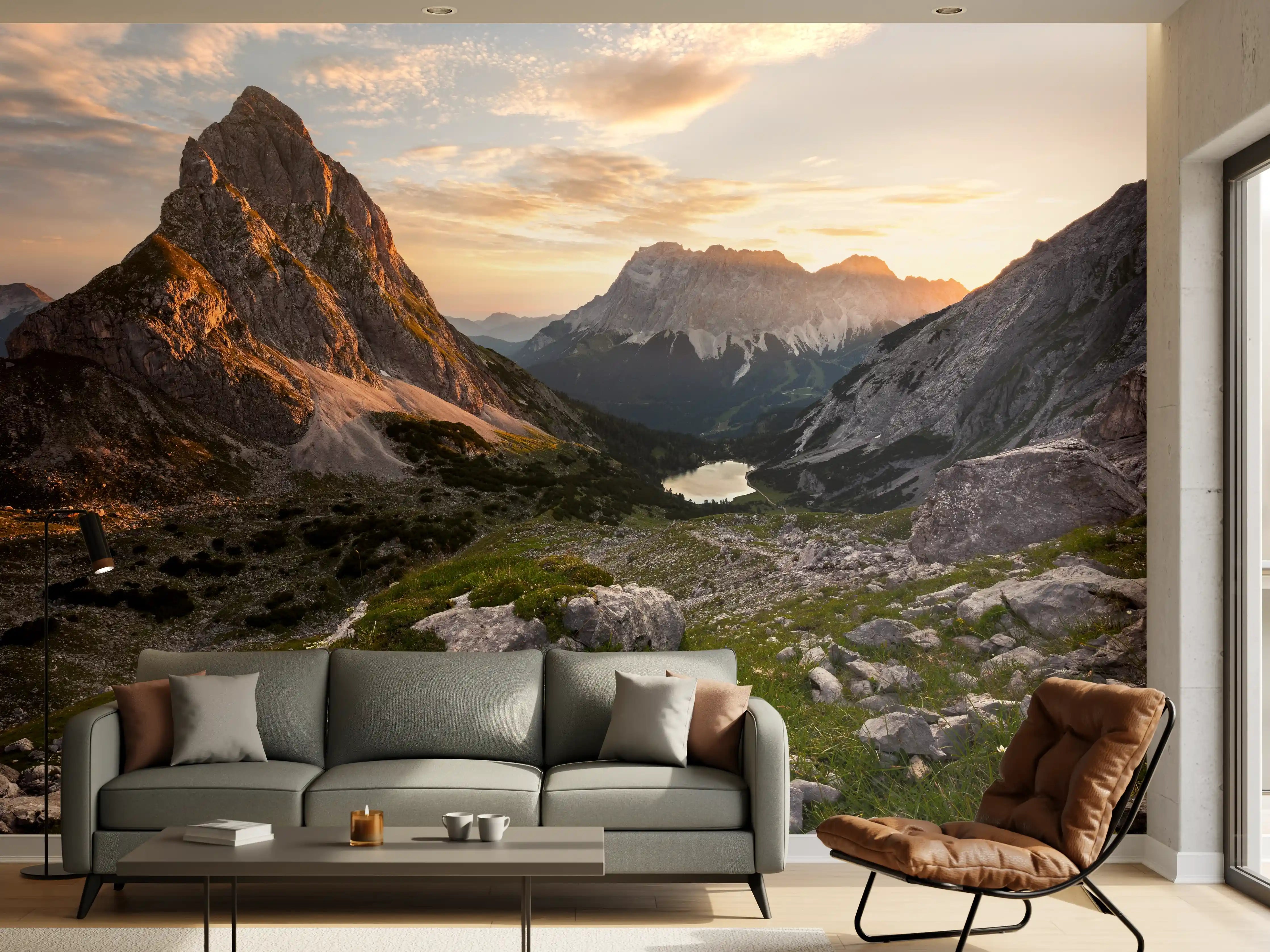 Wandverkleidung Wohnzimmer - Majestätische Berglandschaft im Sonnenuntergang