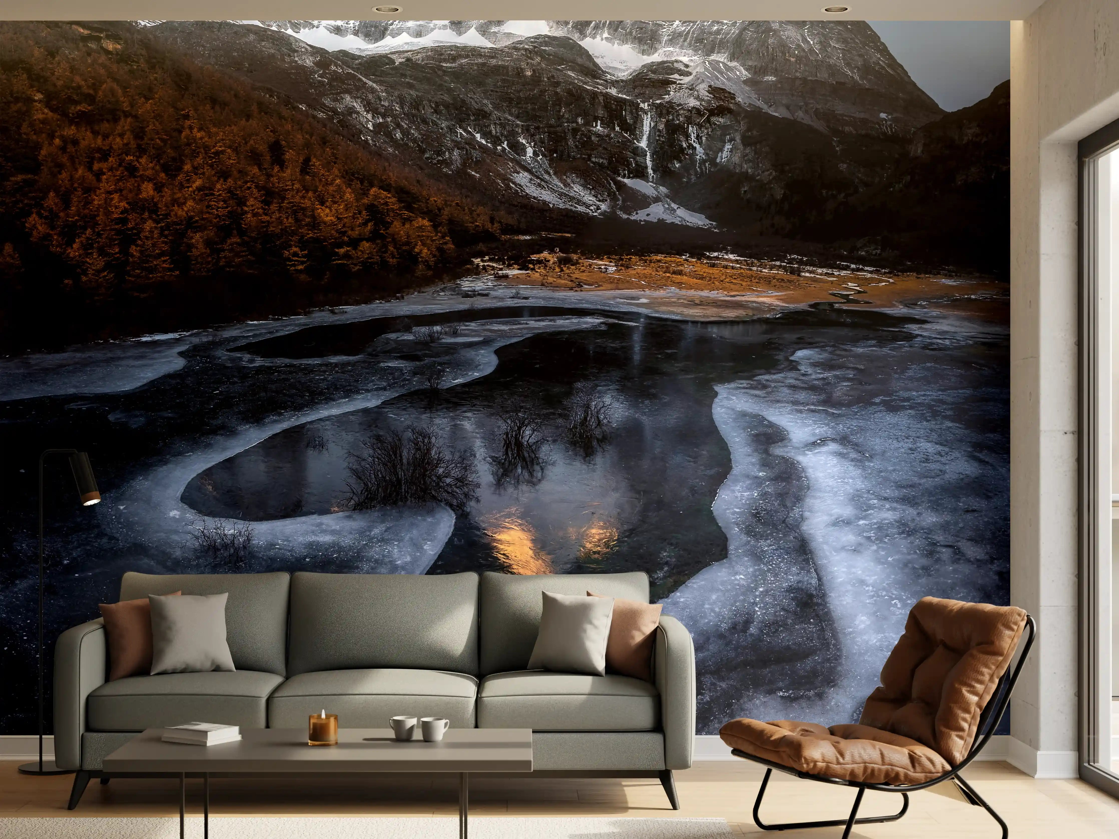 Wandverkleidung Wohnzimmer - Majestätische Bergwelt im Abendlicht