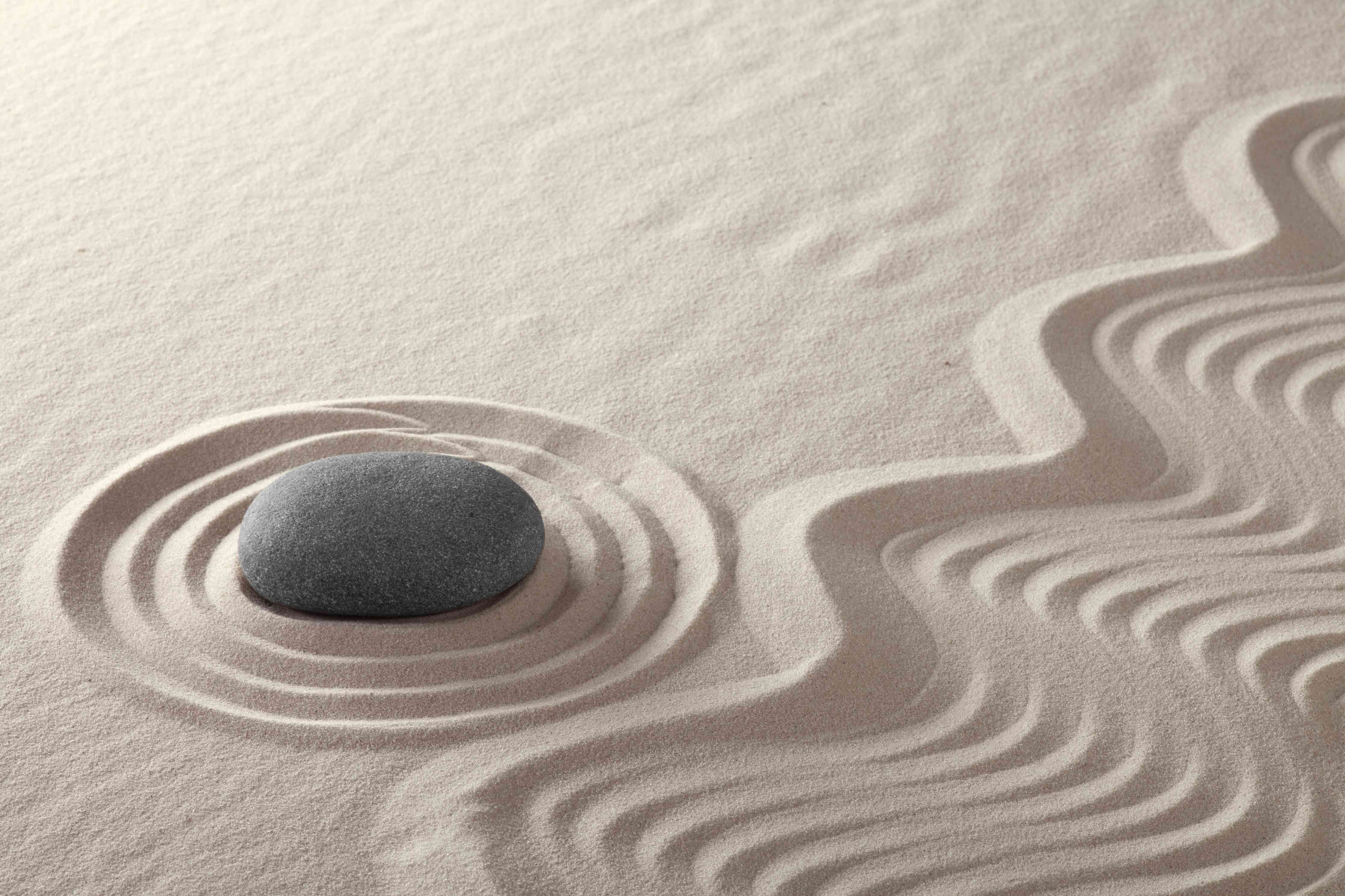 Wandverkleidung Wohnzimmer-Minimalistischer Sandstein mit Wellenmuster