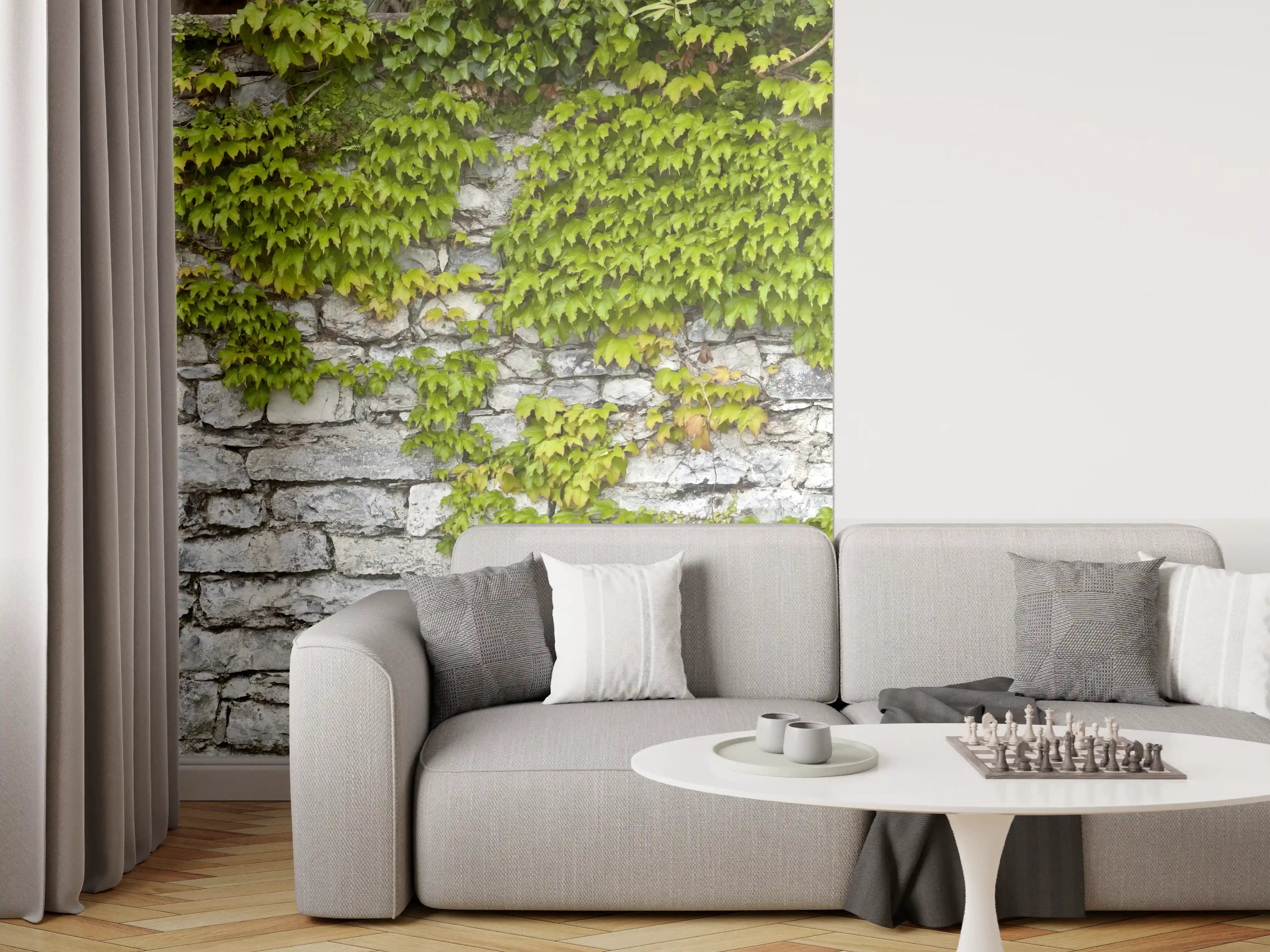 Wandverkleidung Wohnzimmer - Natursteinmauer mit Weinlaub