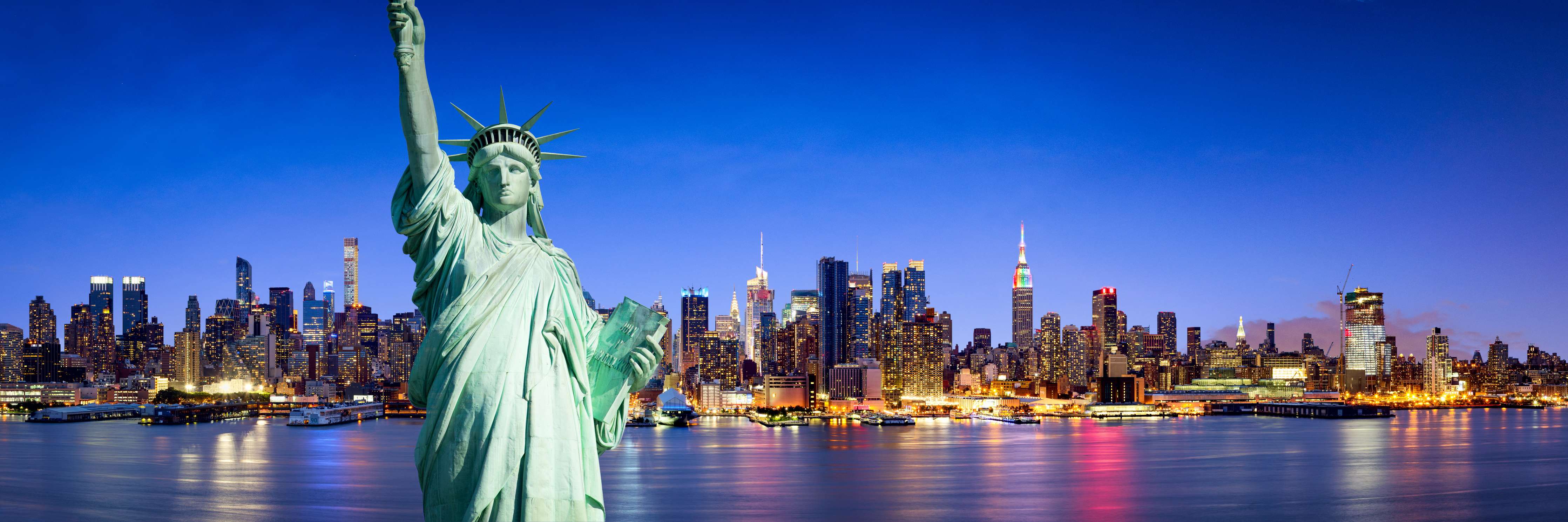 Wandverkleidung Wohnzimmer-New York Skyline Blau-Türkis