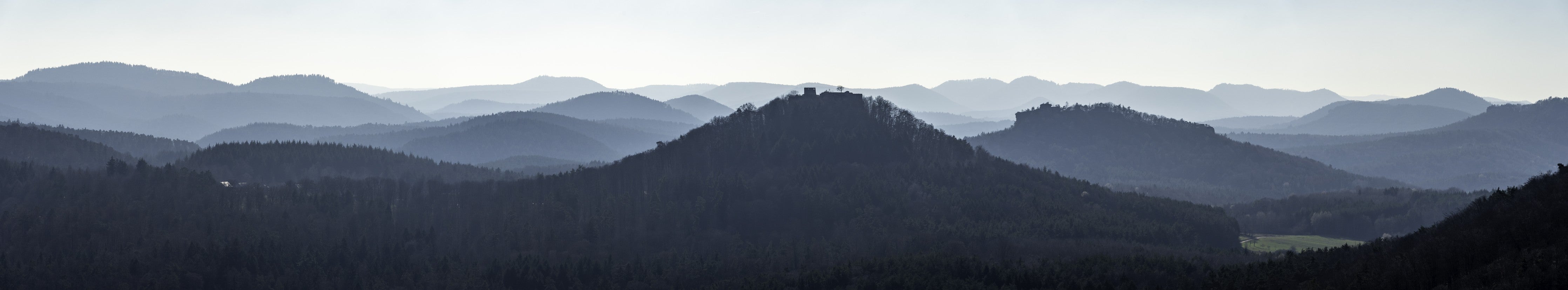 Wandverkleidung Wohnzimmer-Panorama Rötzenfels auf Burg Lindelbrunn