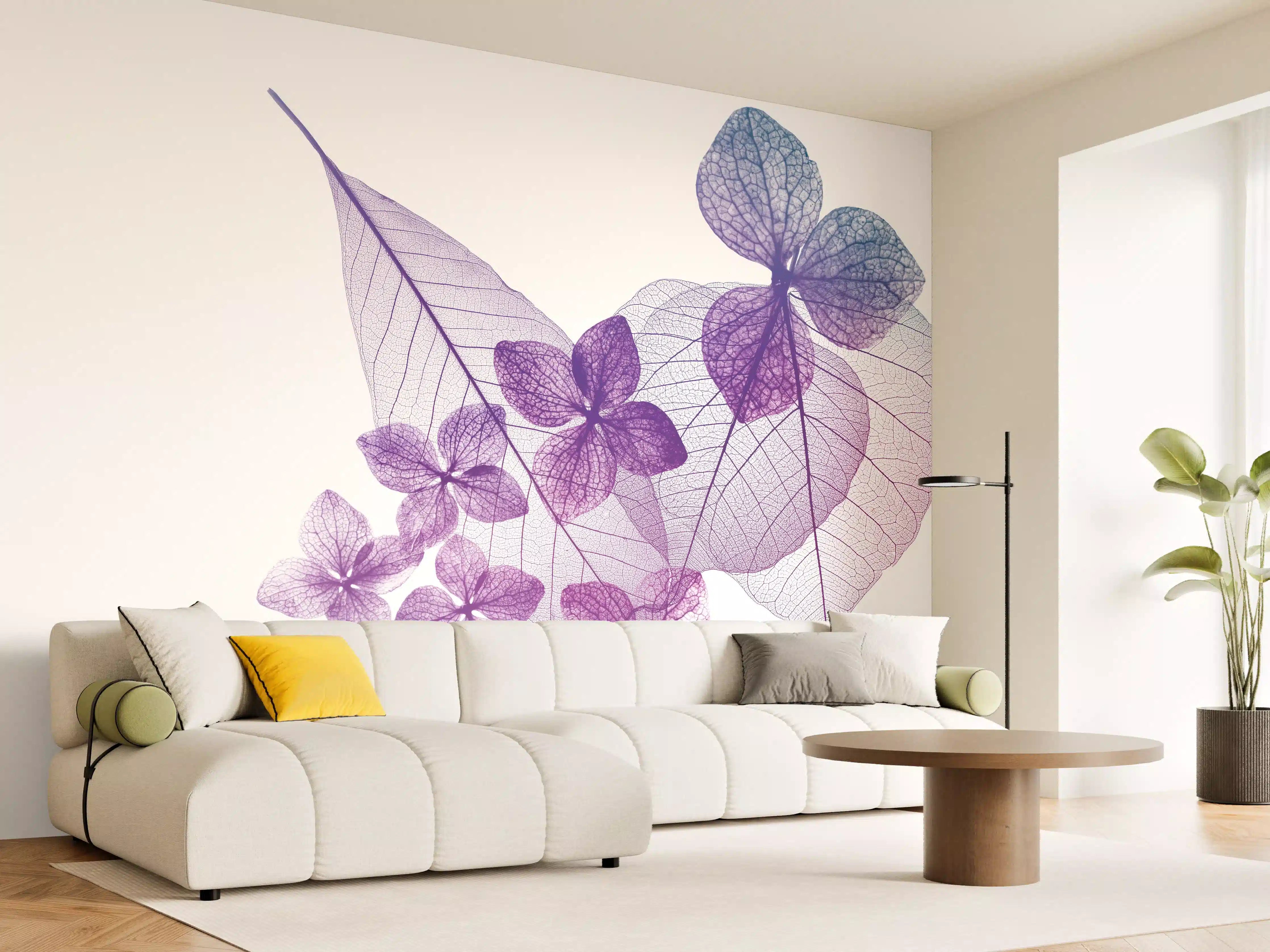 Wandverkleidung Wohnzimmer - Pflanzenmuster in zarten Lila- und Blautönen