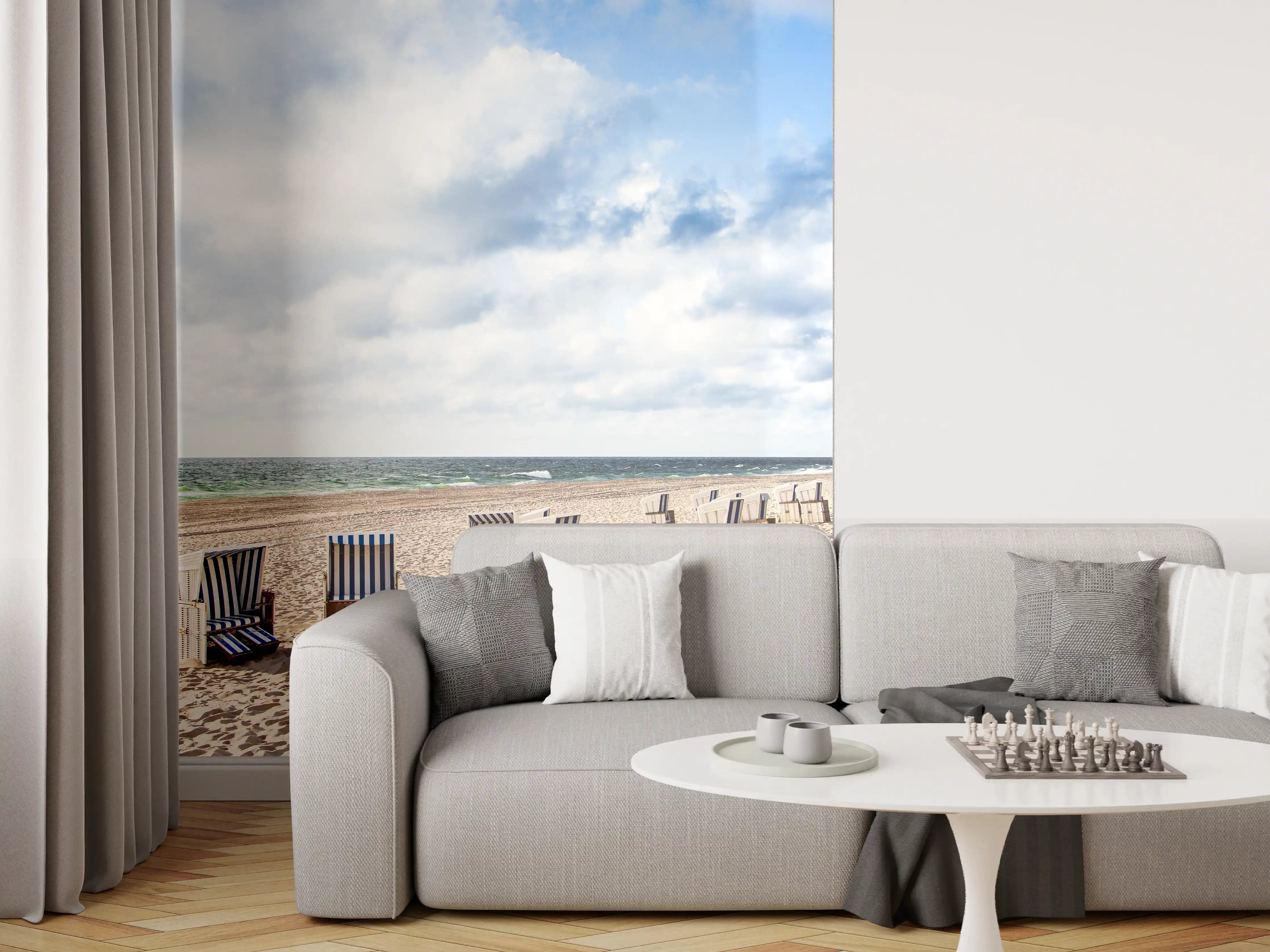 Wandverkleidung Wohnzimmer - Schöne Strandliegestühle in Blau und Weiß