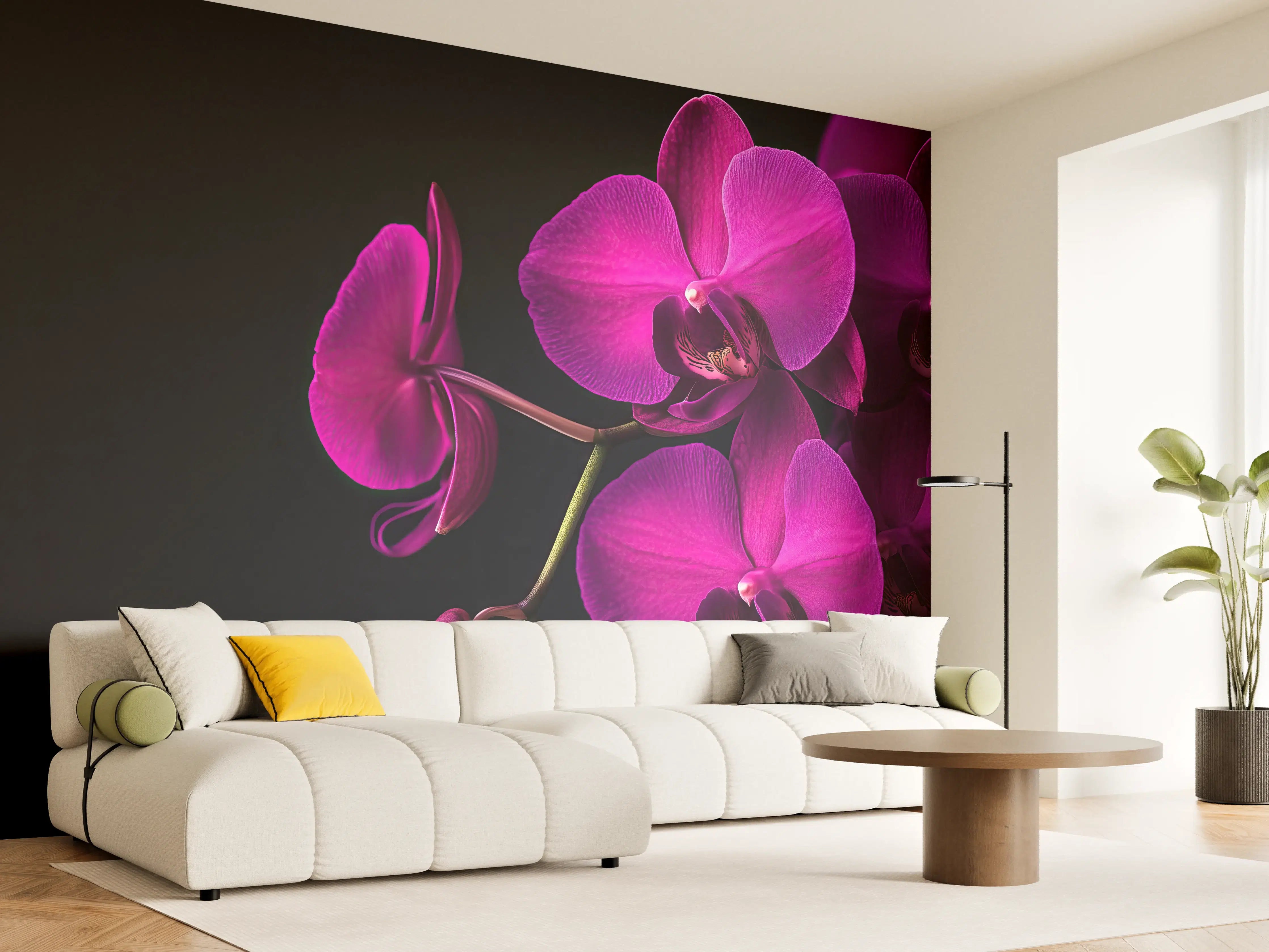 Wandverkleidung Wohnzimmer - Violette Orchideen auf Schwarz