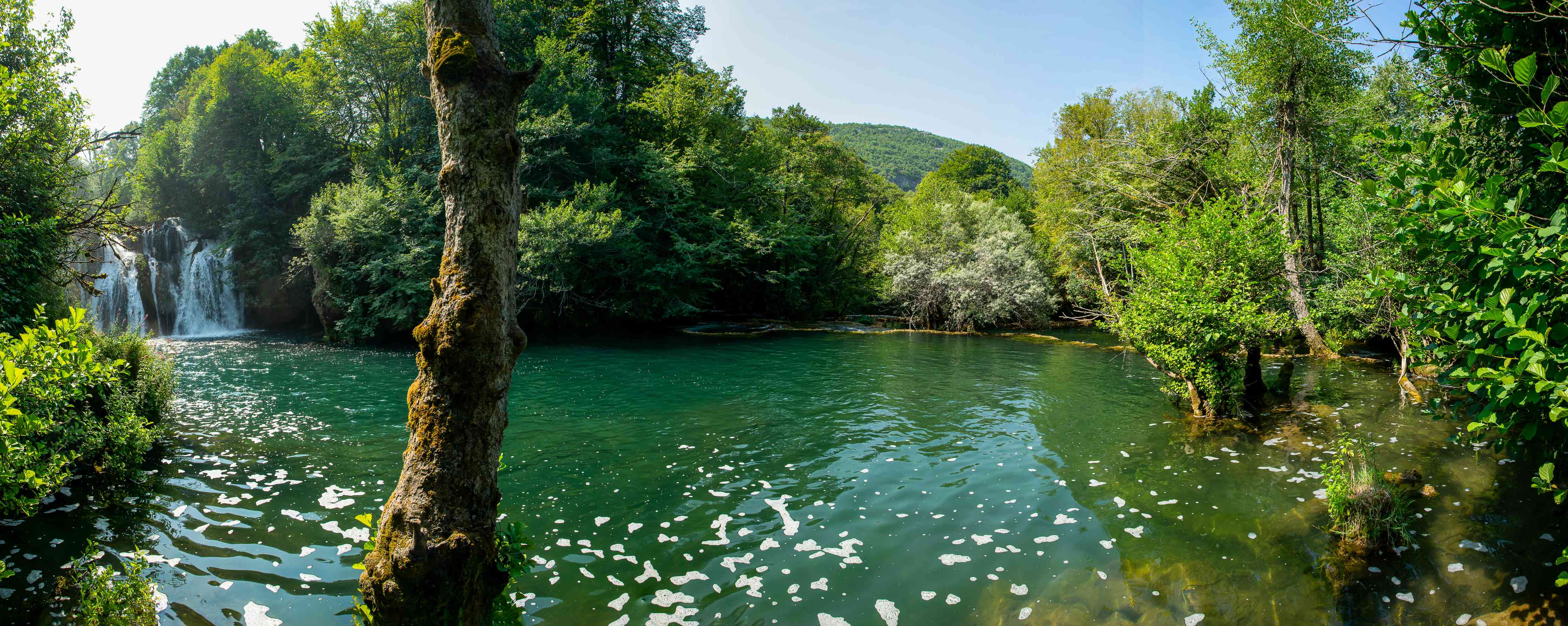 Wandverkleidung Wohnzimmer-Wasserfall von Martin Brod - Bosnien
