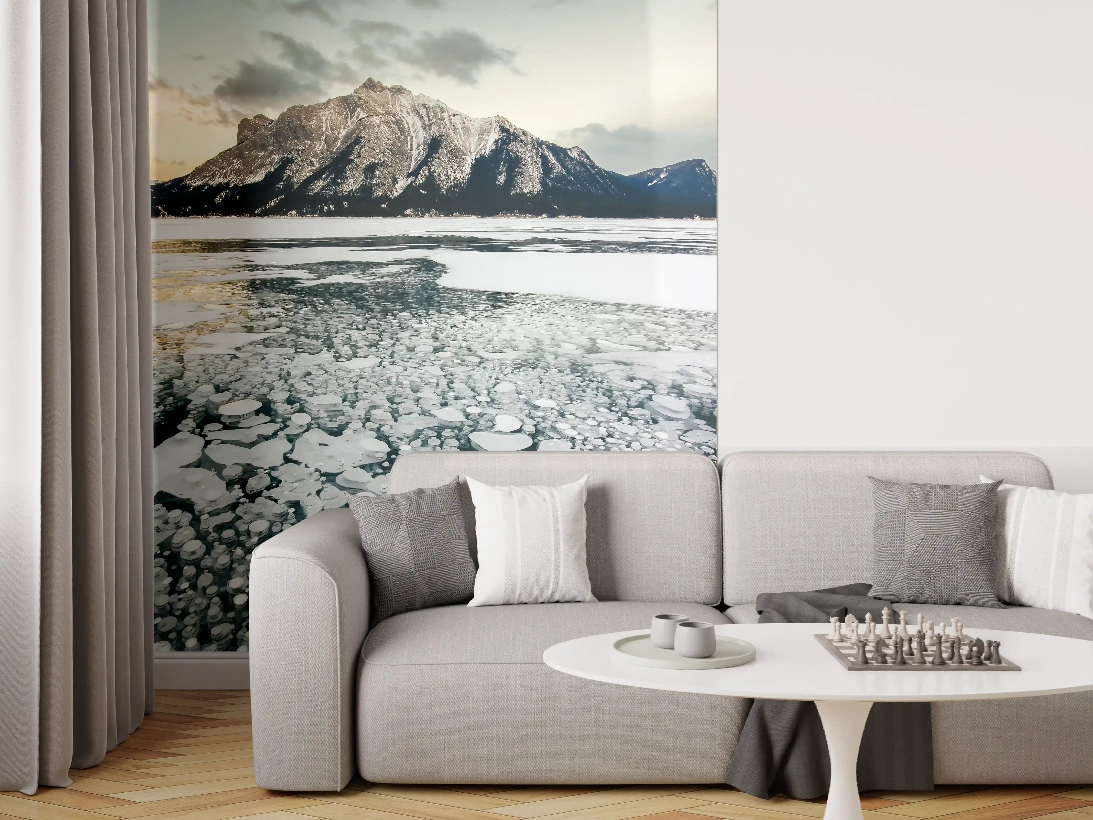 Wandverkleidung Wohnzimmer - Winterlicher See mit Eisblasen
