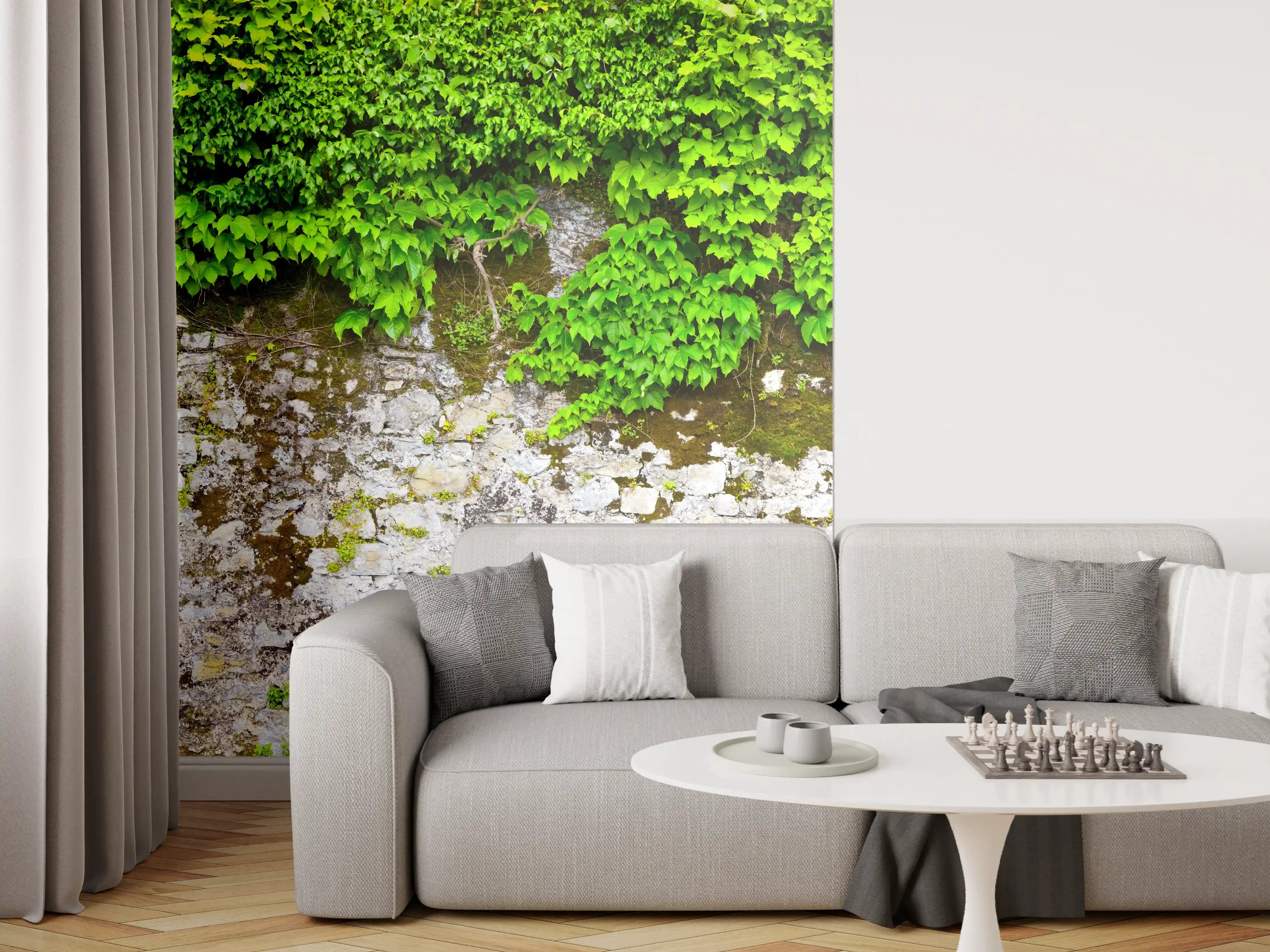 Wandverkleidung Wohnzimmer - überwucherte Burgmauer