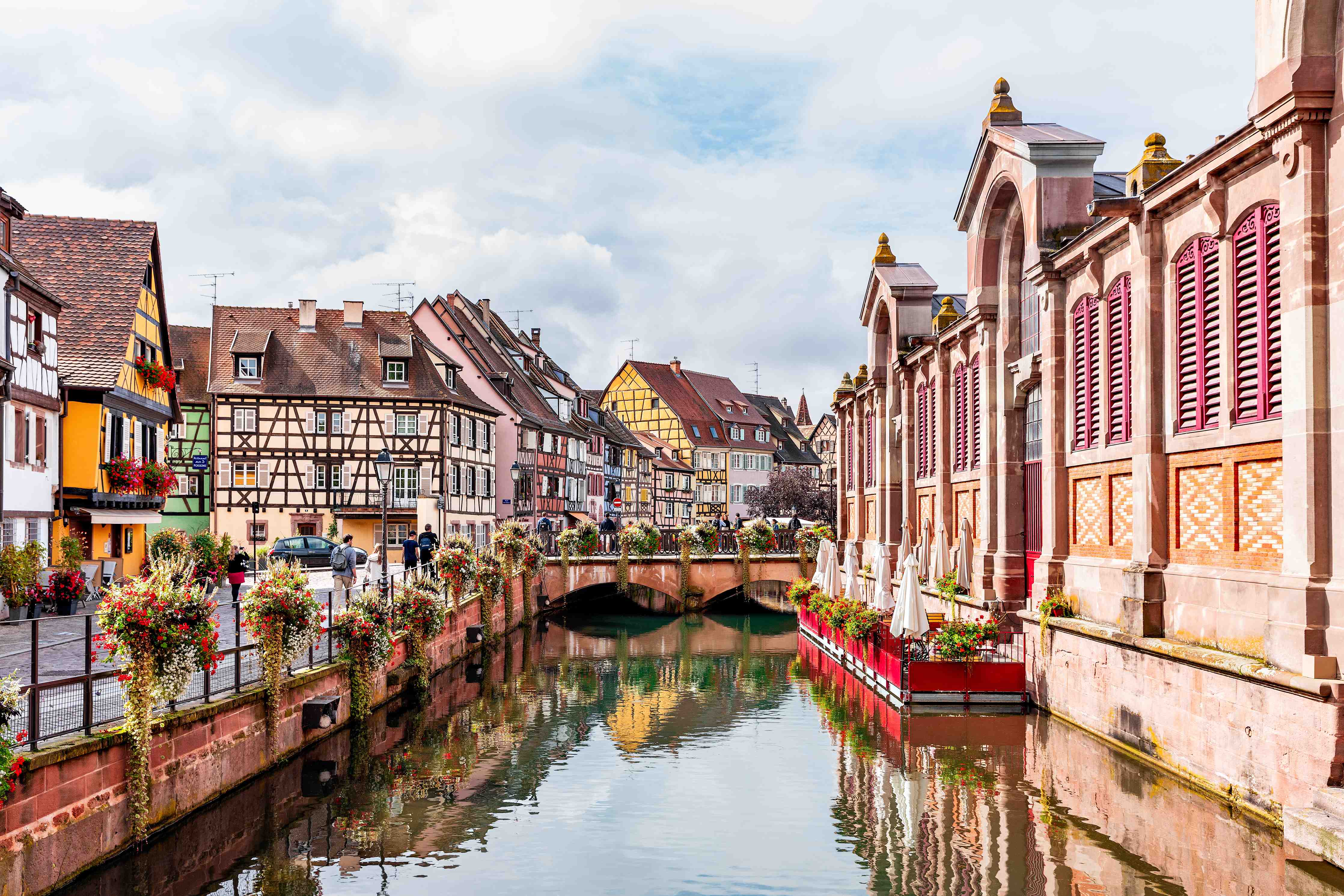 Wandverkleidung außen-Bunte Häuser am Fluss in Colmar