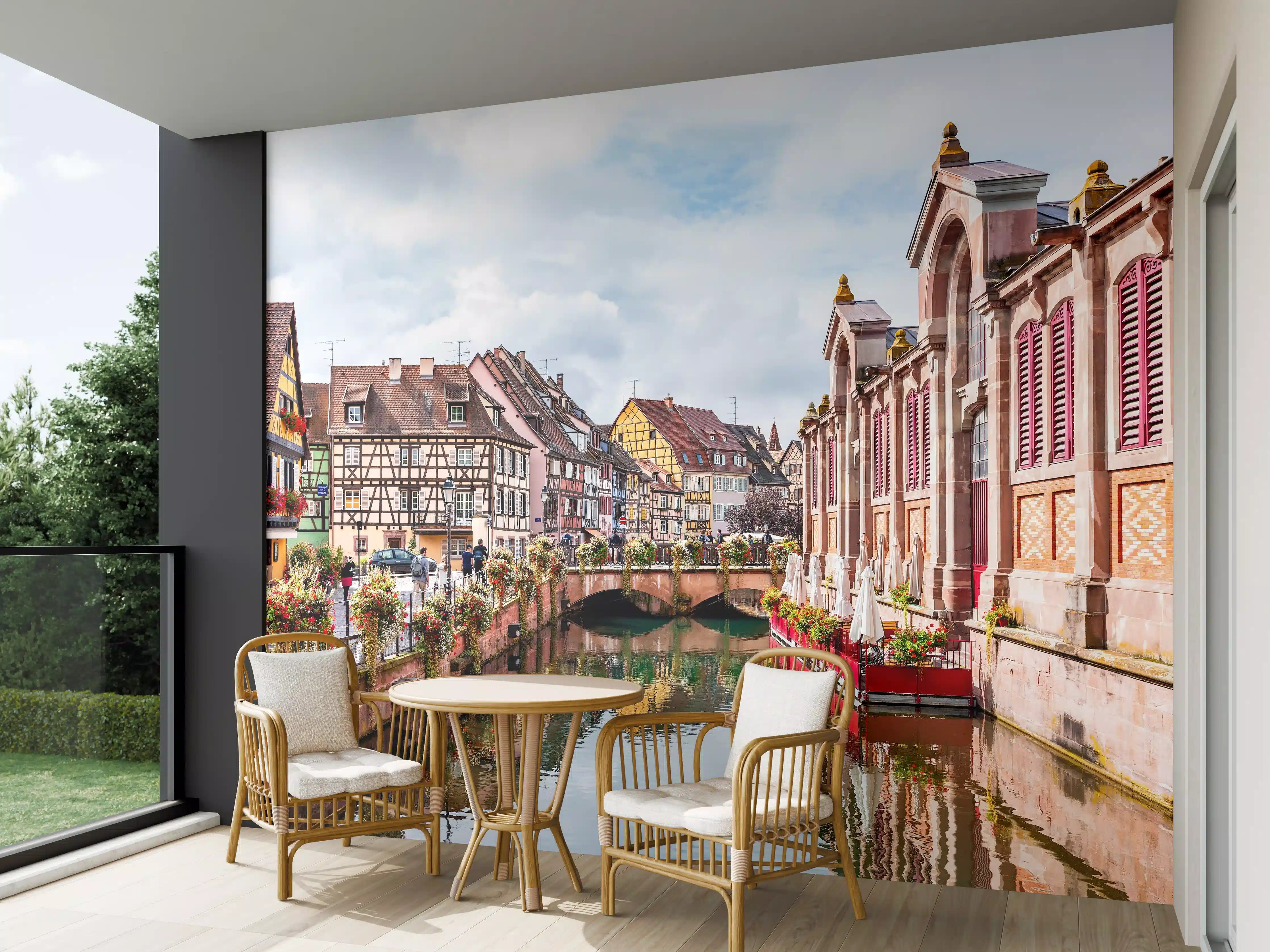 Wandverkleidung außen - Bunte Häuser am Fluss in Colmar