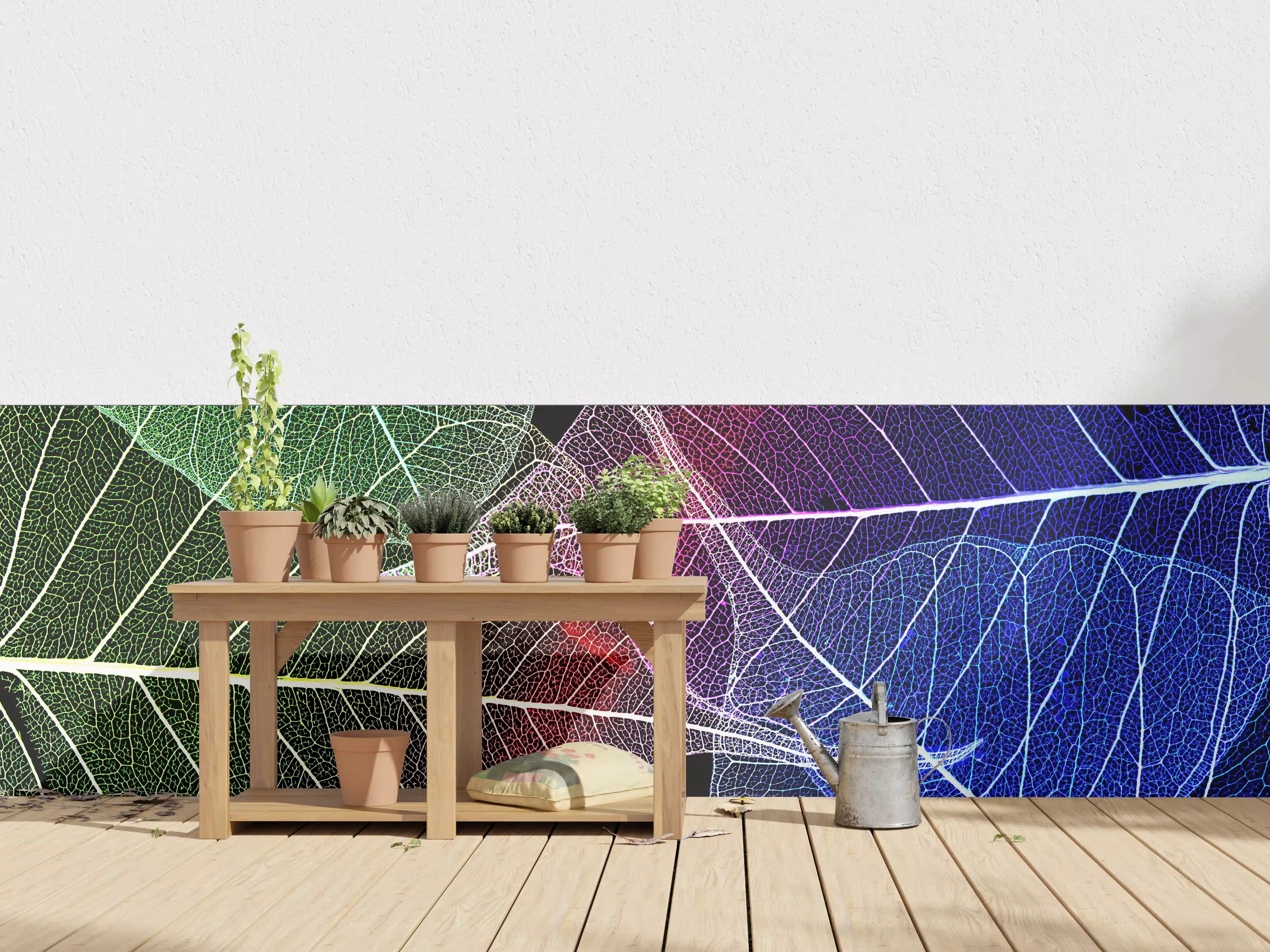 Wandverkleidung außen - Bunte Laubtextur auf Schwarz