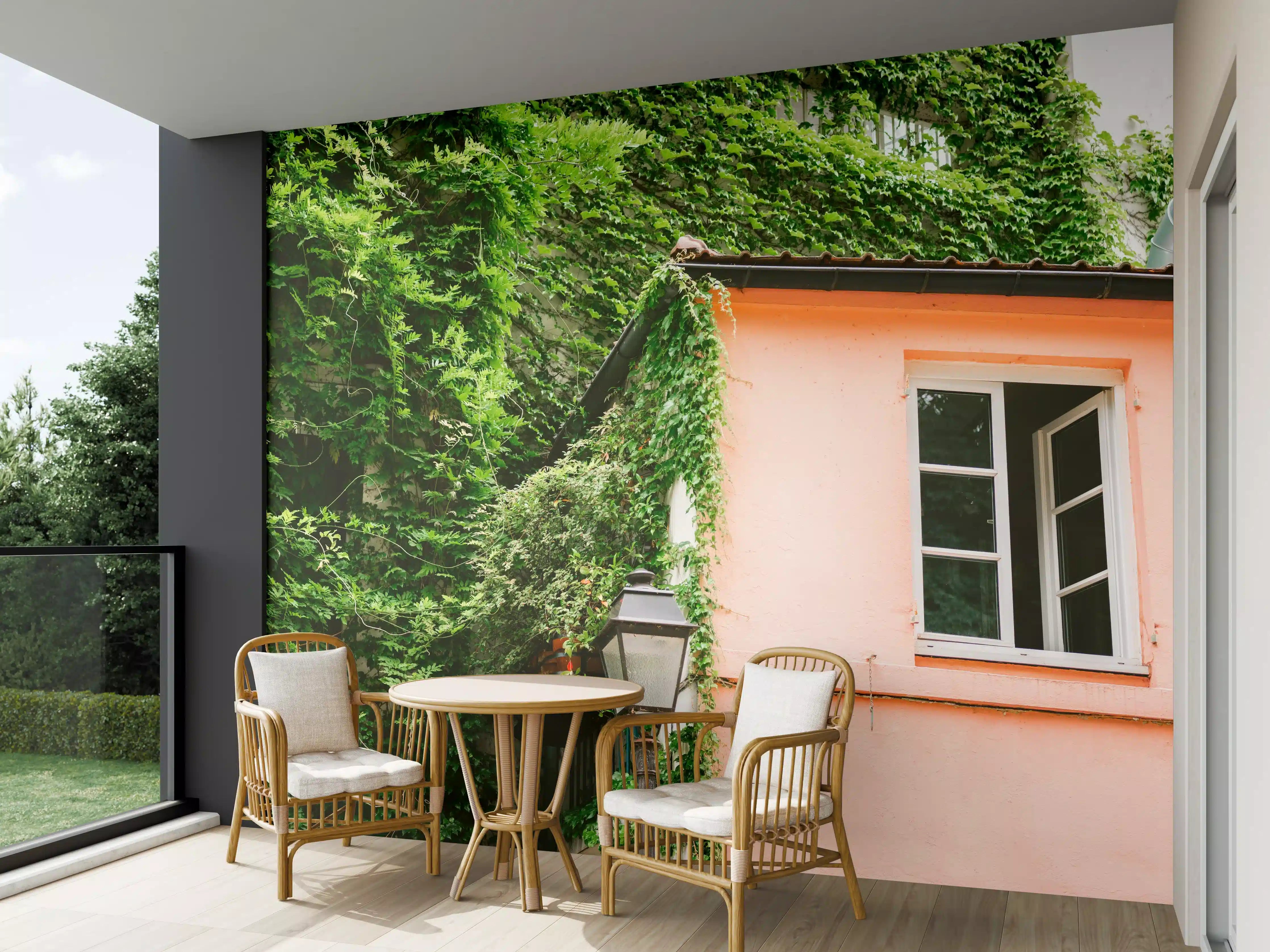 Wandverkleidung außen - Grün-Pinkes Montmartre-Haus