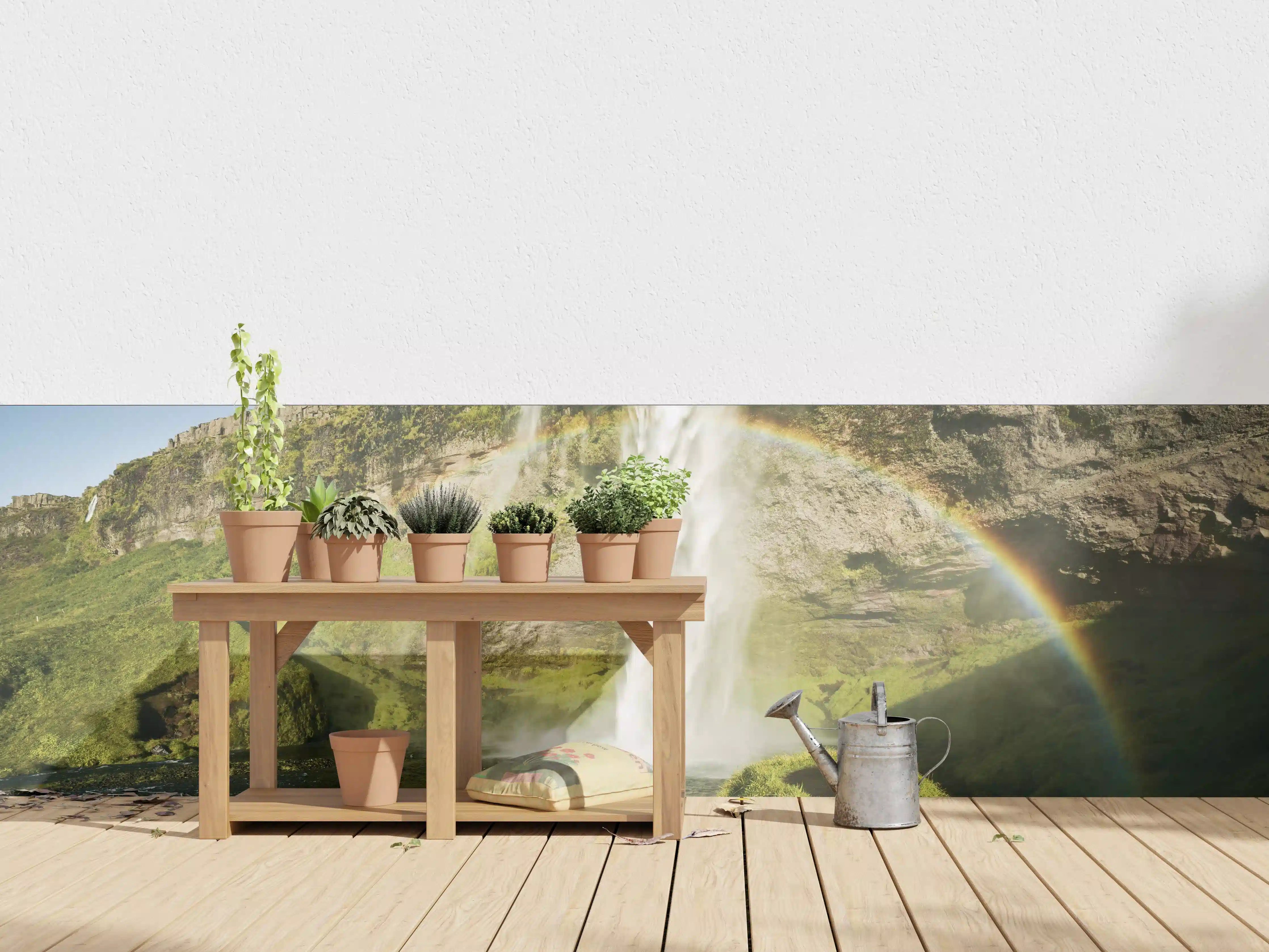 Wandverkleidung außen - Grüne Wasserfall-Landschaft mit Regenbogen