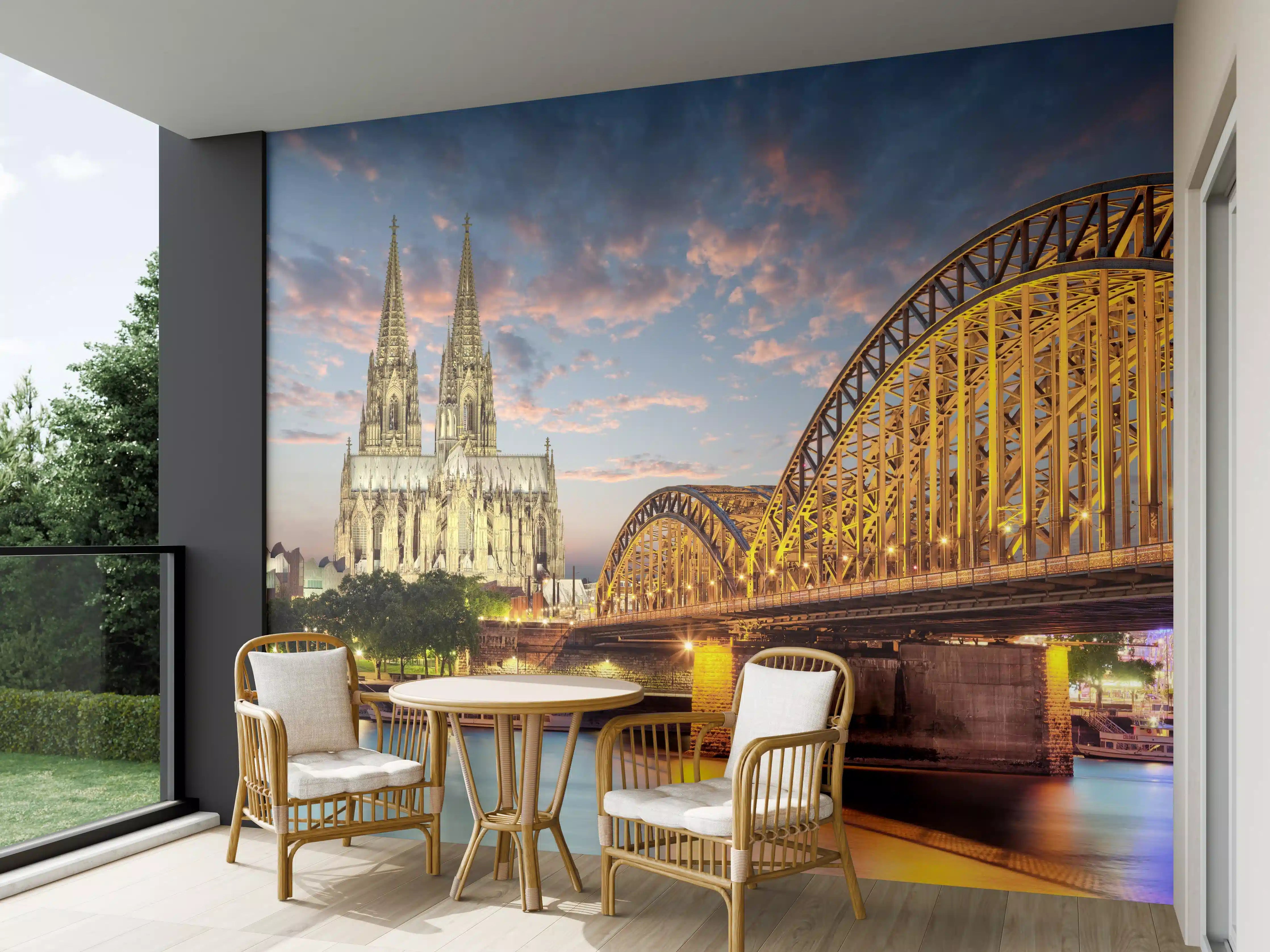 Wandverkleidung außen - Köln Dom am Rhein mit Brücke
