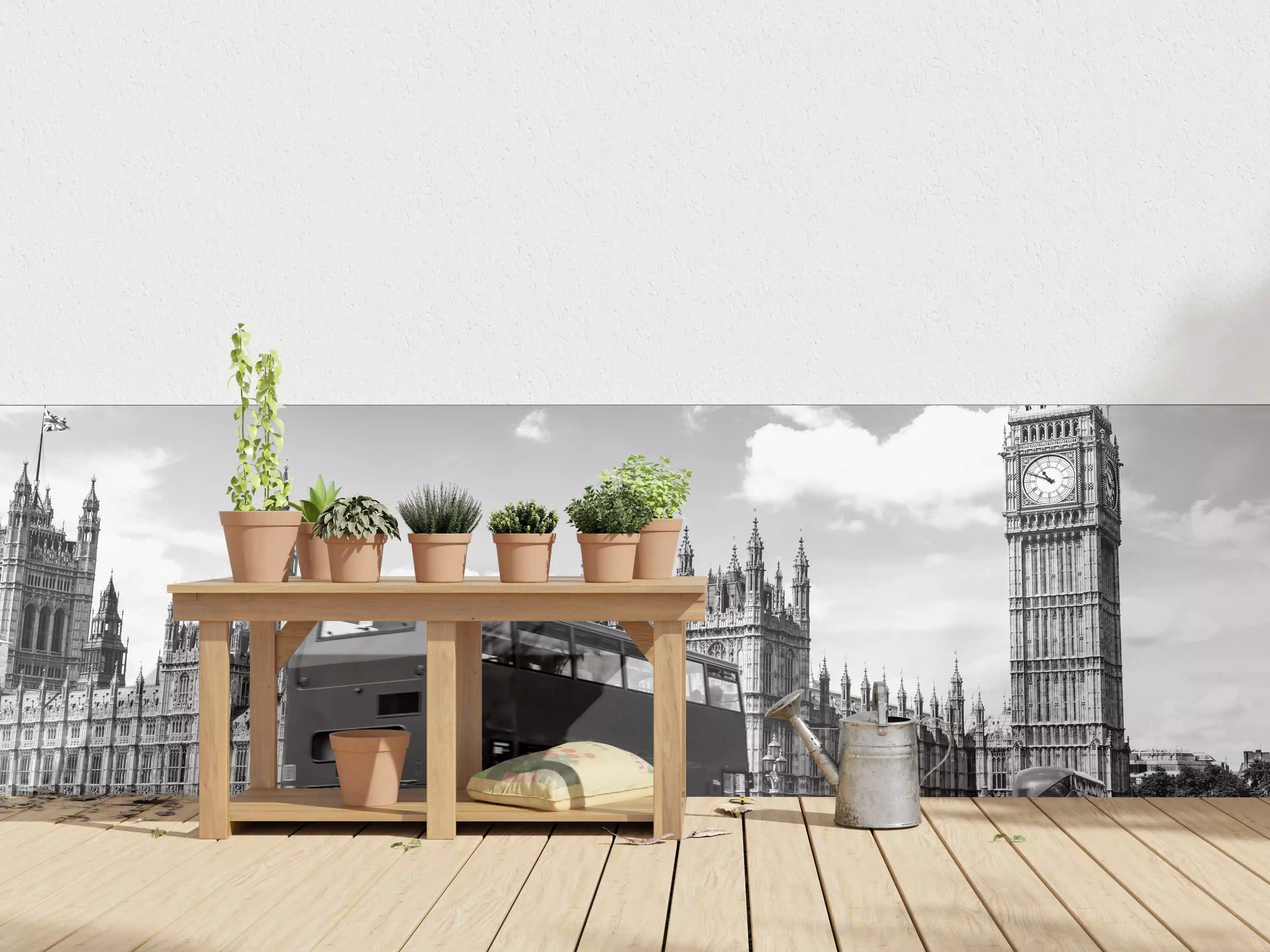Wandverkleidung außen - London Big Ben und Doppeldecker im Schwarz-Weiß-Design