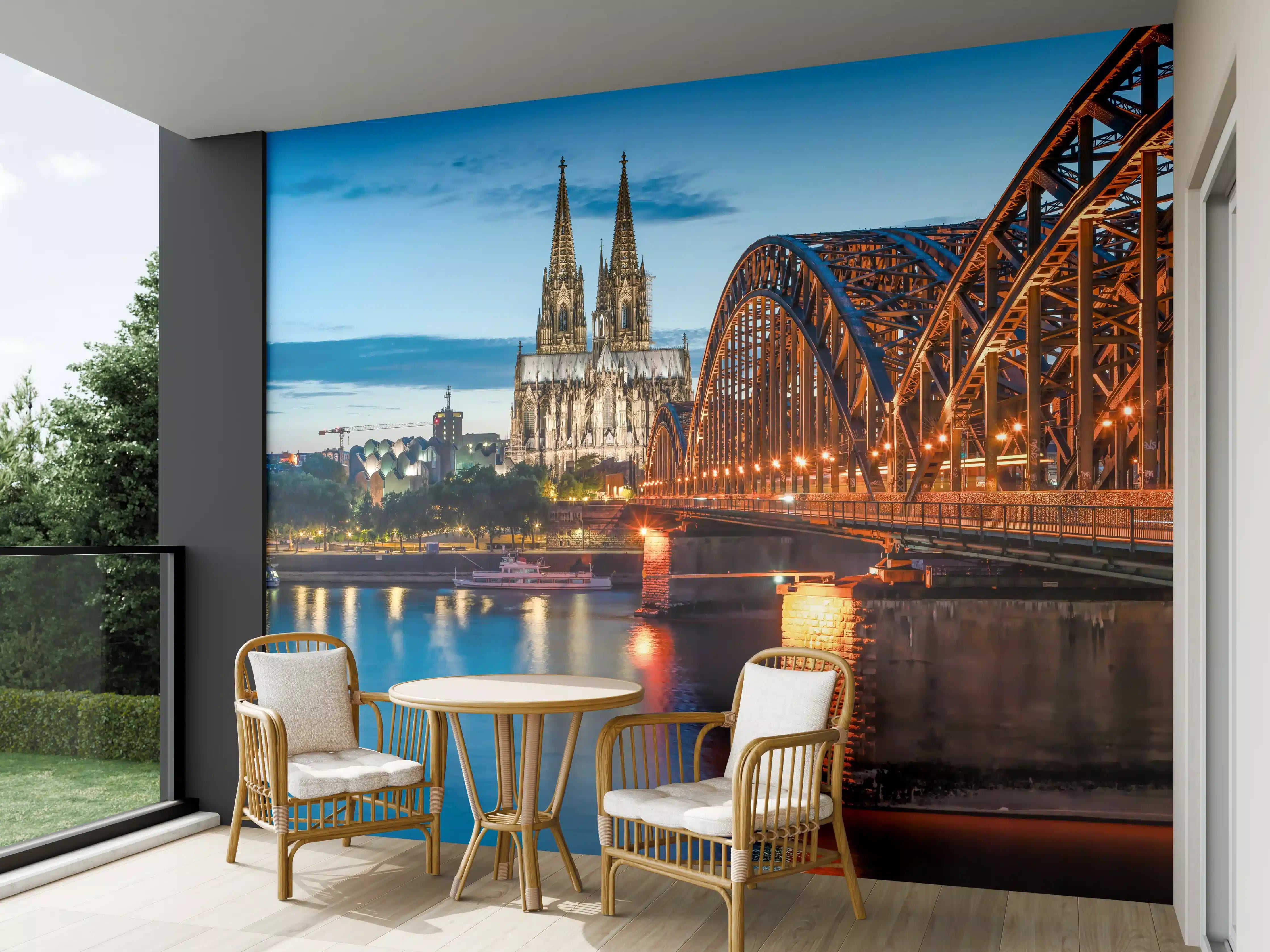 Wandverkleidung außen - Nachtlicht: Kölner Dom & Brücke