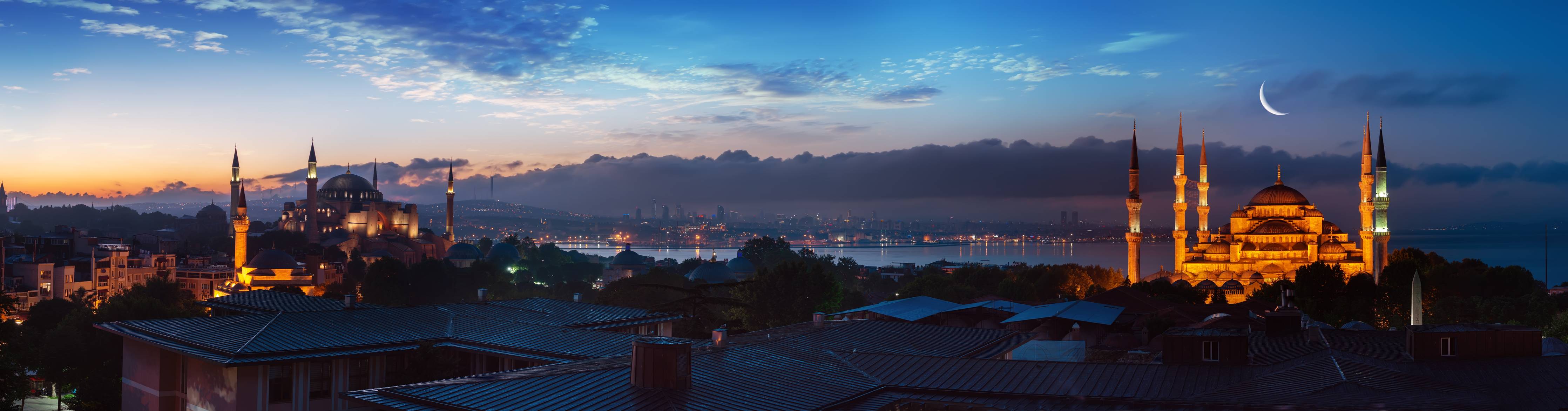 Wandverkleidung außen-Panorama von Istanbul im Nacht