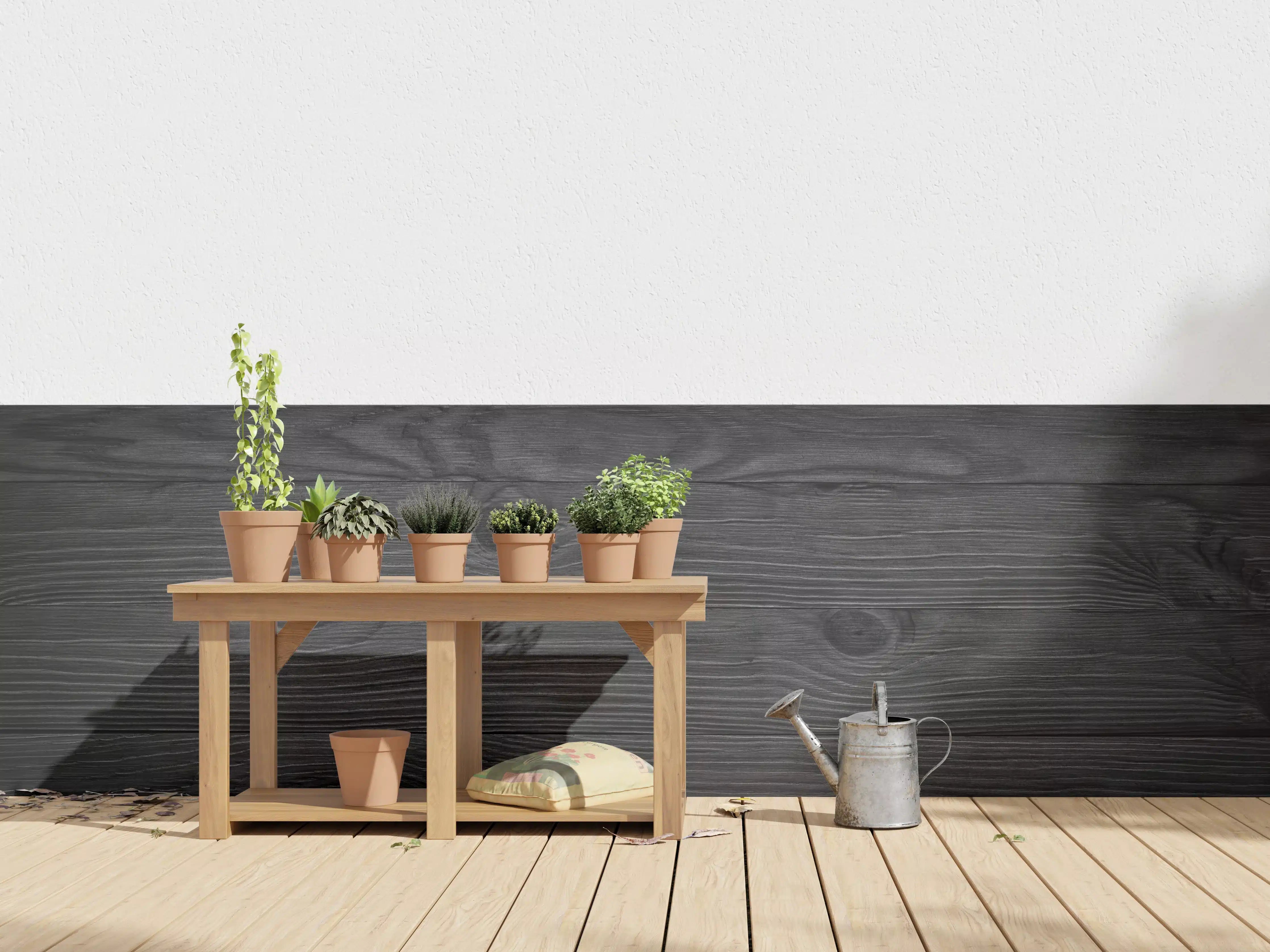 Wandverkleidung außen - Schwarze Holzplanken mit sichtbarer Maserung