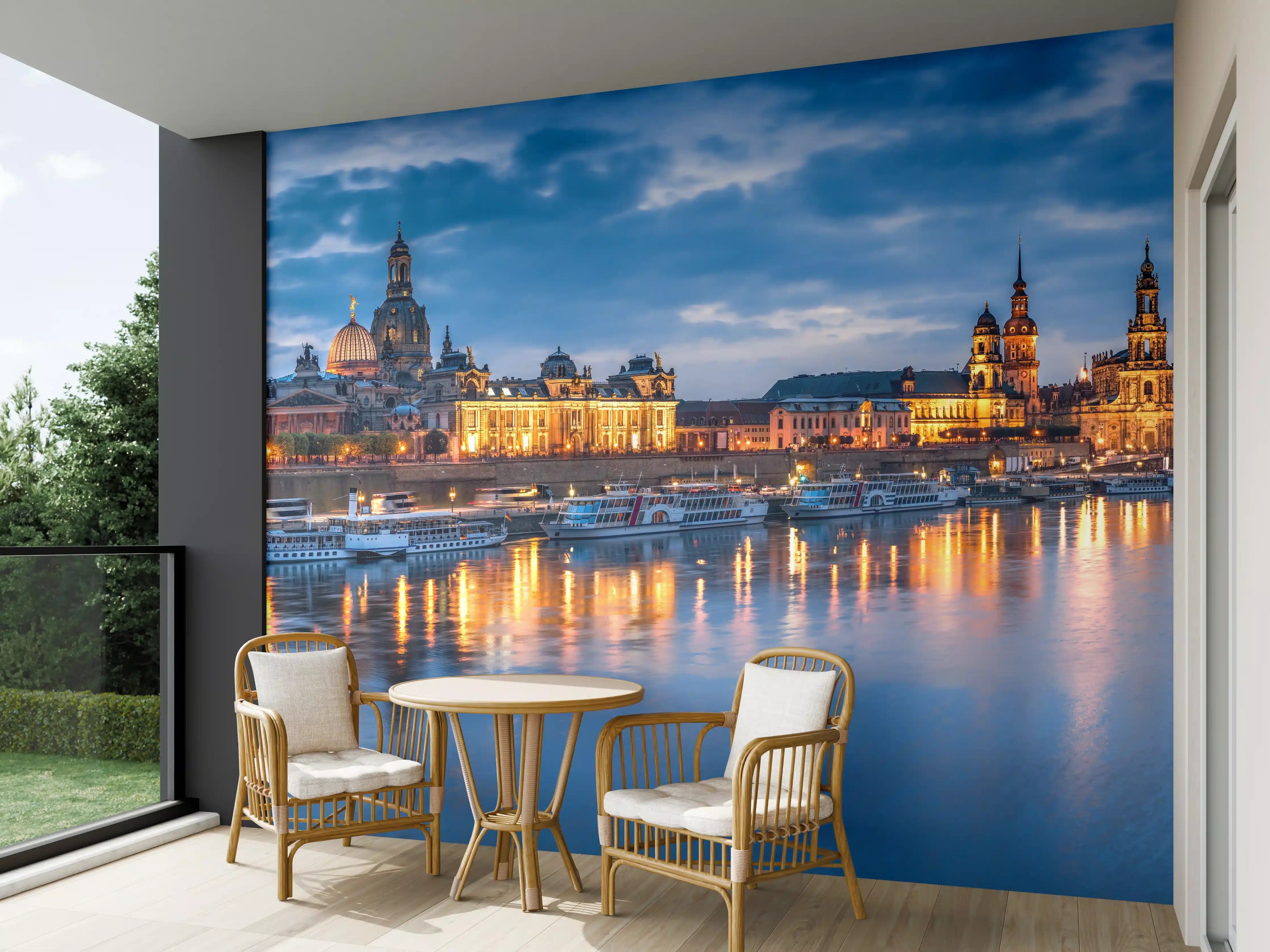 Wandverkleidung außen - Skyline von Dresden am Elbufer bei Nacht