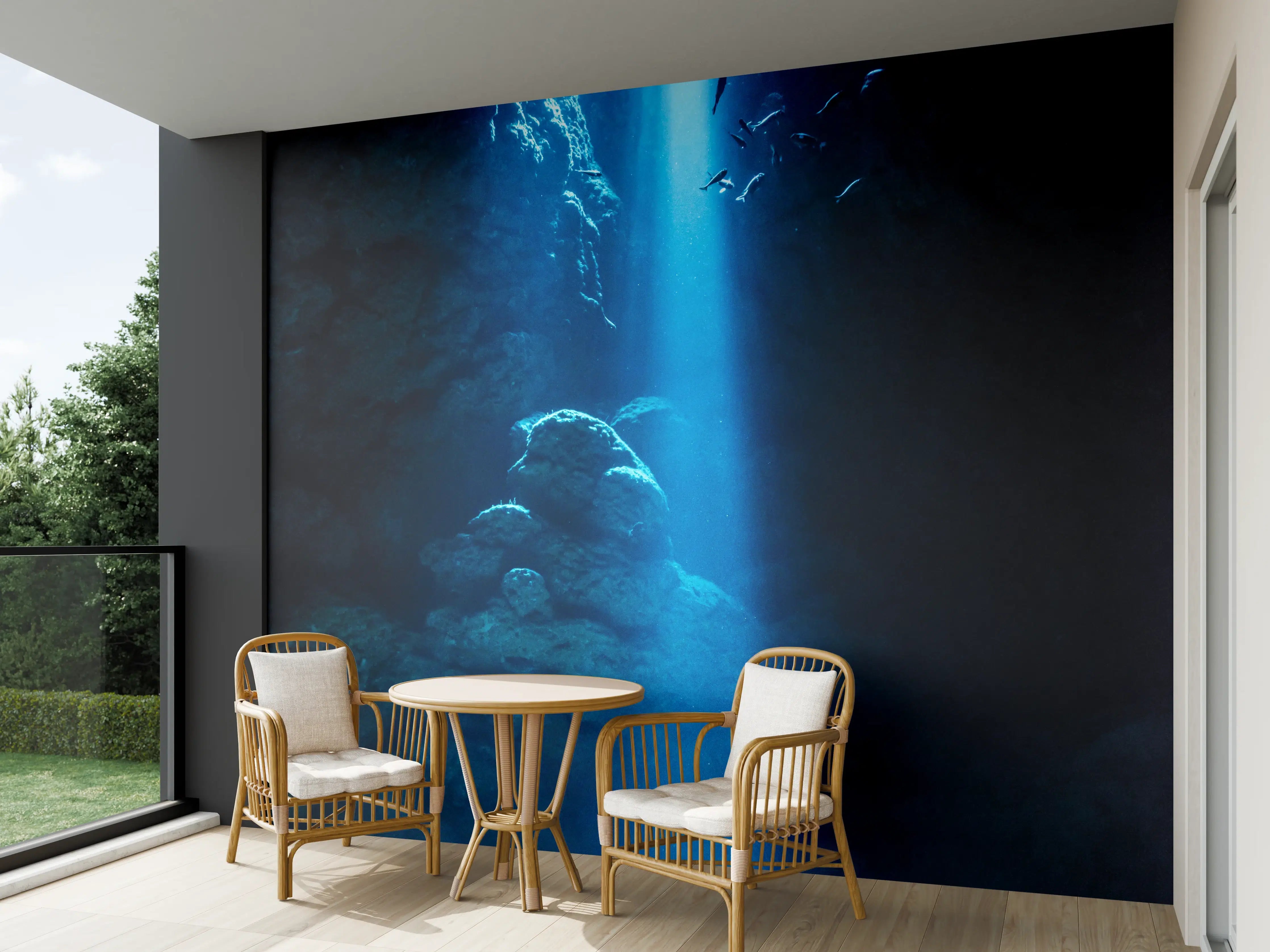 Wandverkleidung außen - Sonnenstrahl in die Unterwasserhöhle im japanischen Ozean
