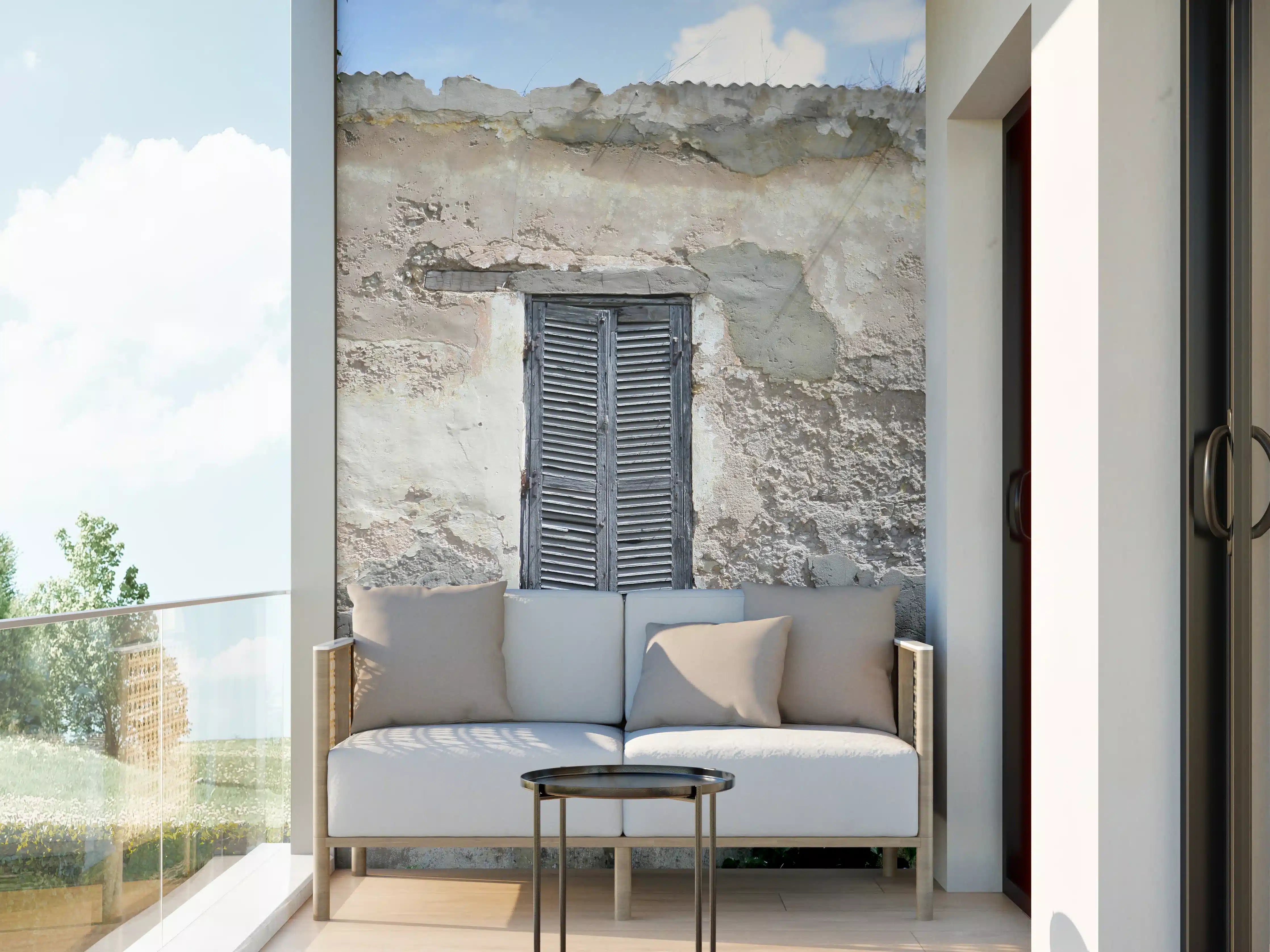 Wandverkleidung außen - Verwitterte Fensterladen an alter Wand