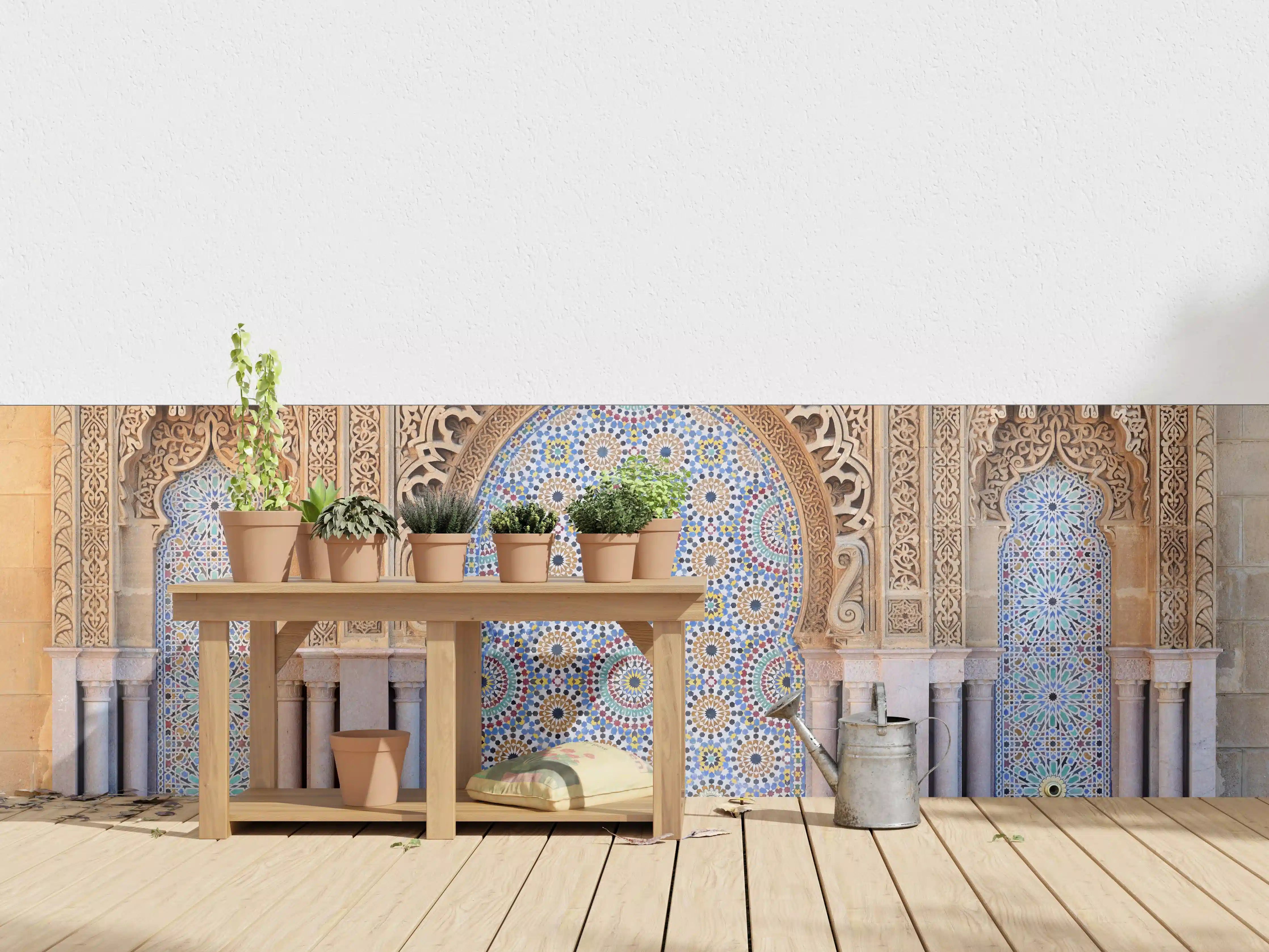 Wandverkleidung außen - Verzierter Brunnen mit Mosaikfliesen in Rabat