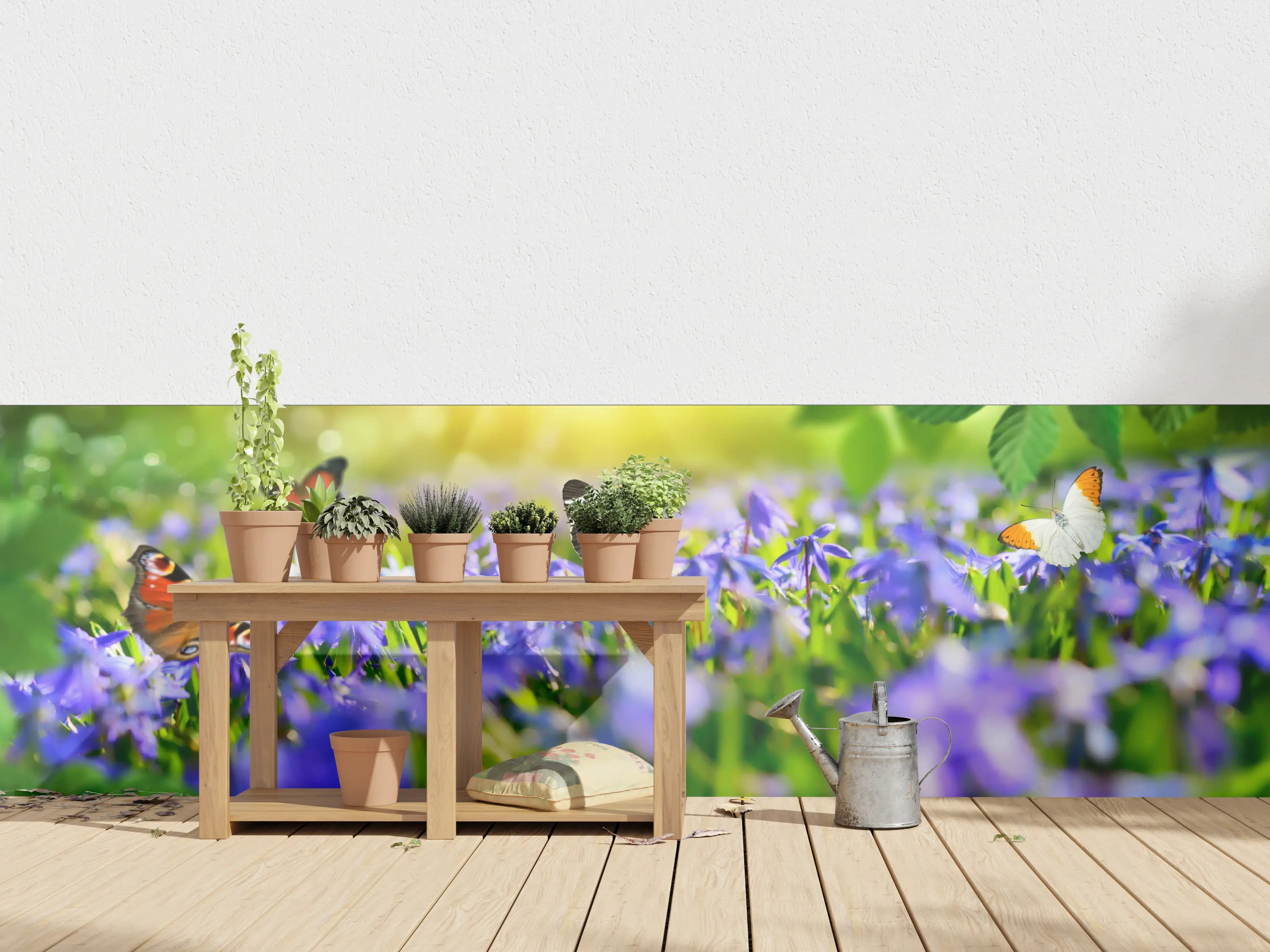 Wandverkleidung außen - Violette Blumenwiese mit Schmetterlingen
