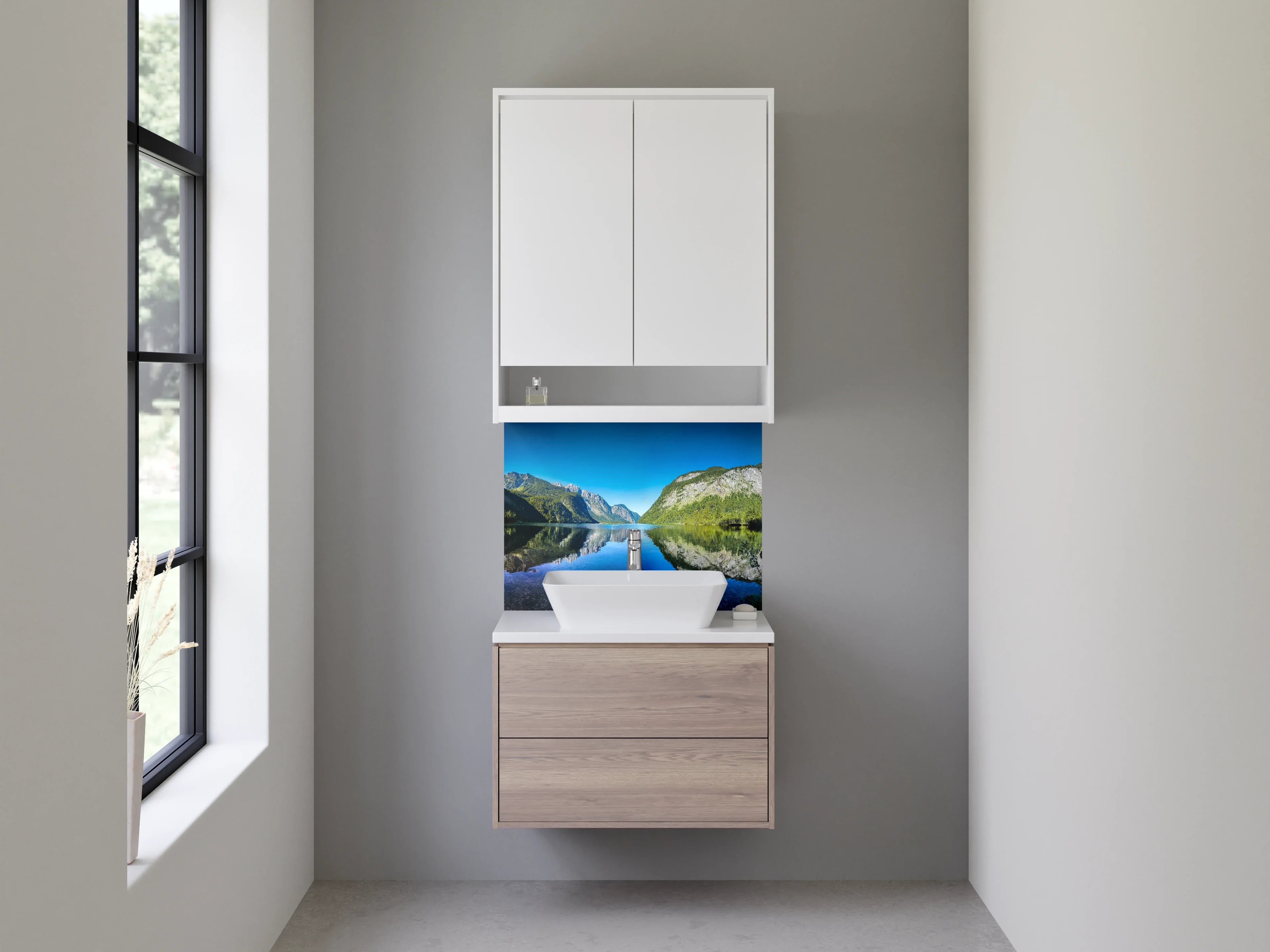 Waschbecken-Rückwand - Bergsee mit Spiegelung in klarer Natur