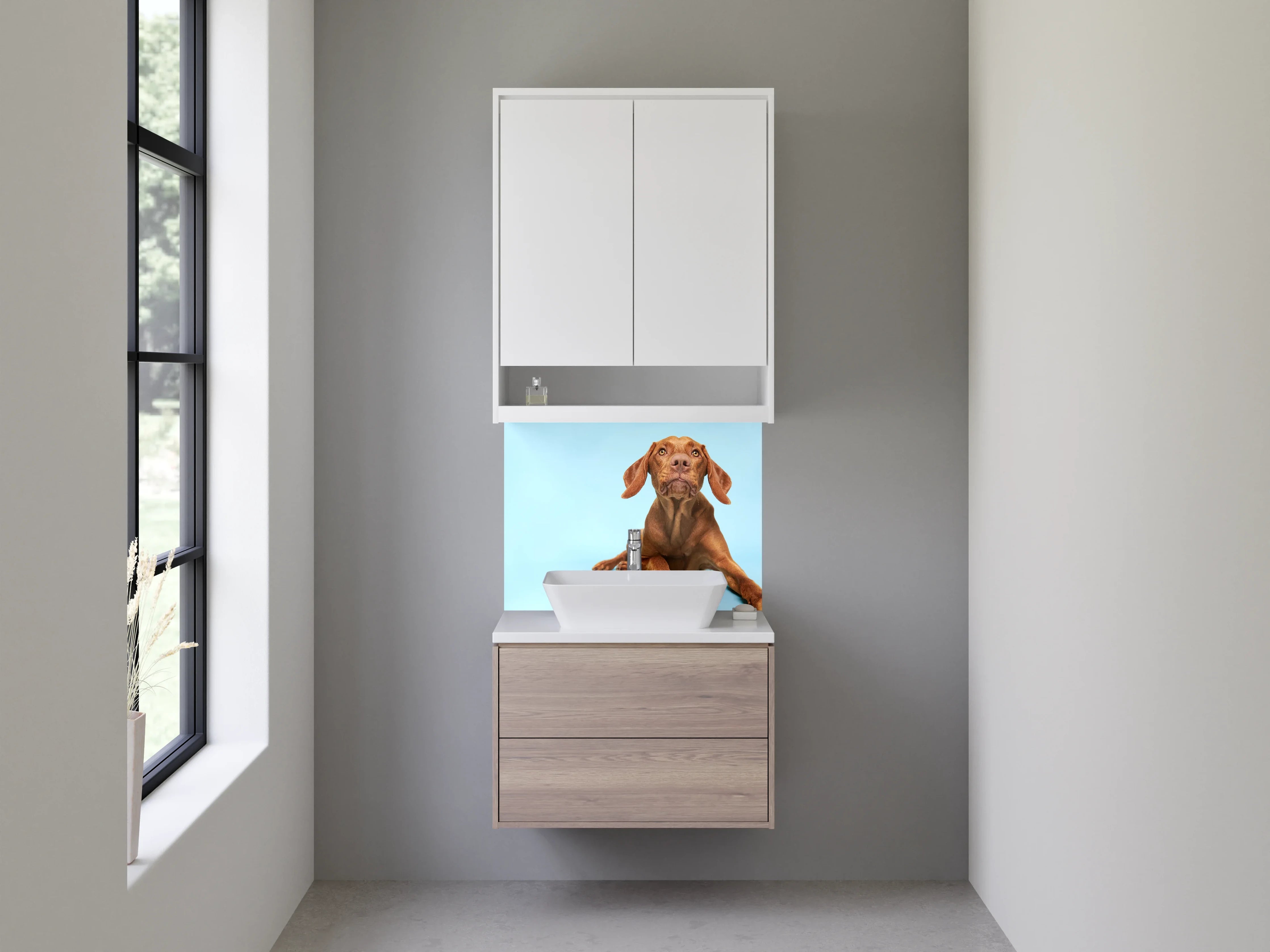 Waschbecken-Rückwand - Brauner Hund auf Blau – Tiermotiv