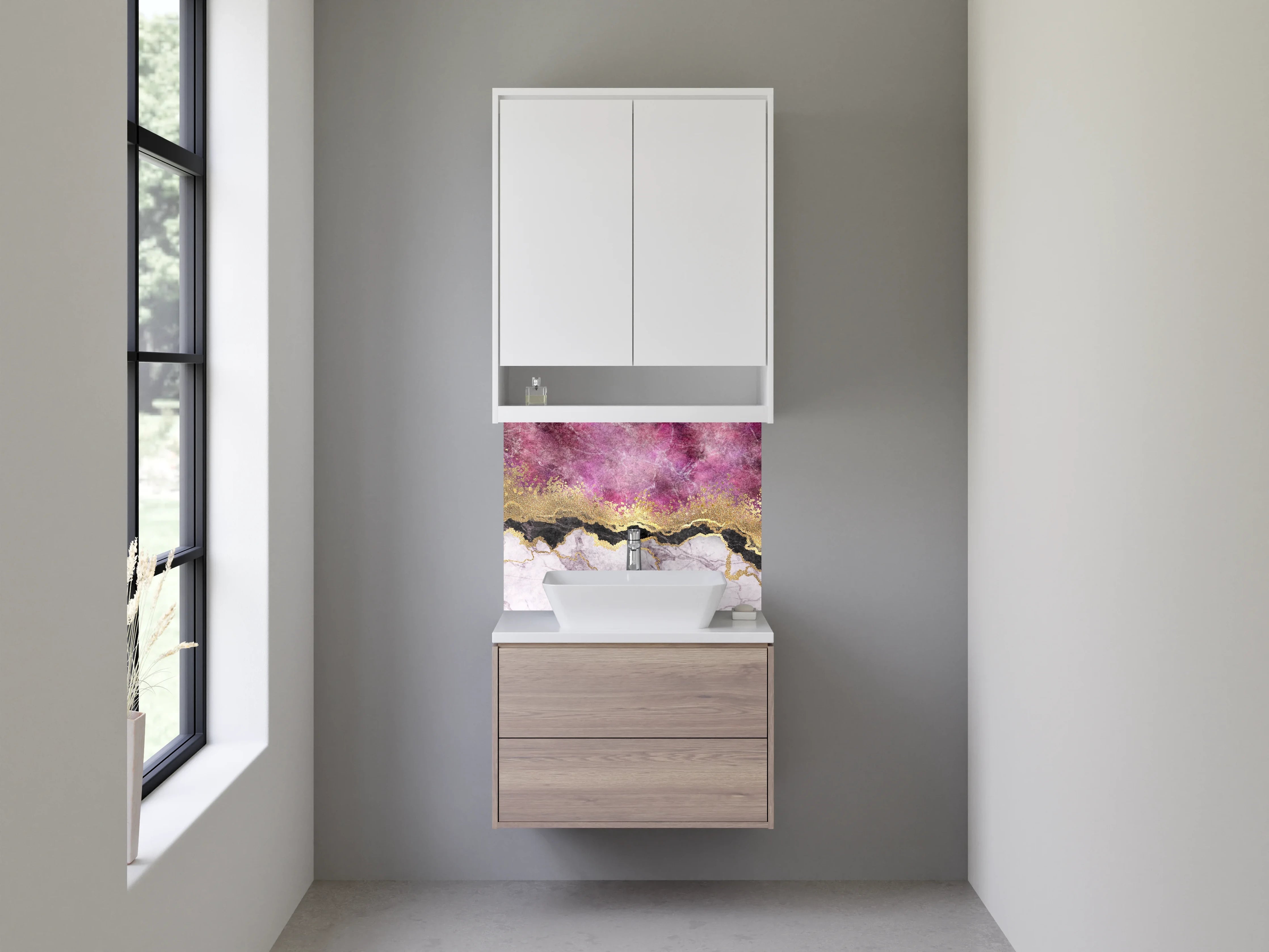 Waschbecken-Rückwand - Elegante Marmor-Optik mit Goldakzenten