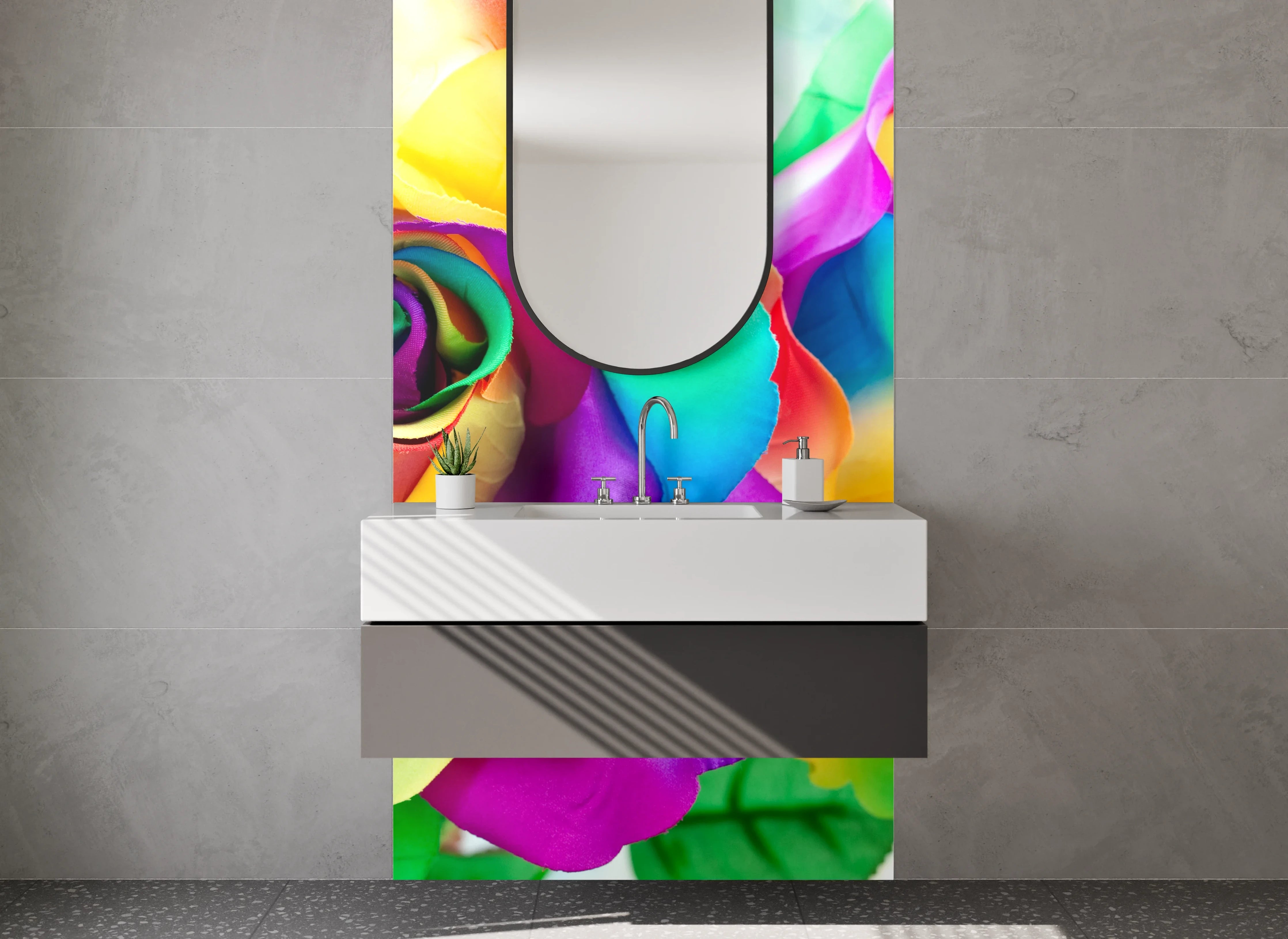Waschbecken-Rückwand - Graue Regenbogenblüten