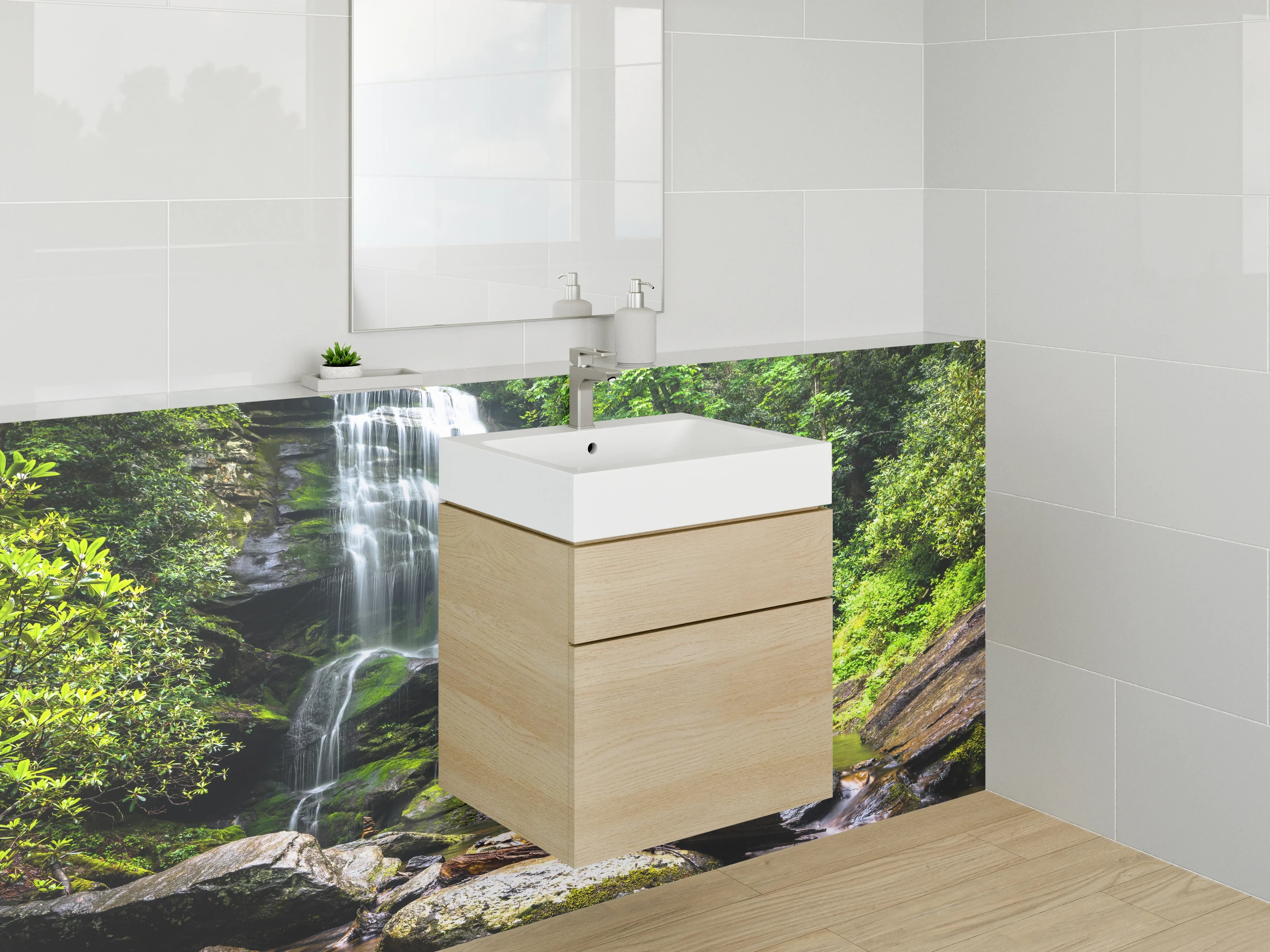 Waschbecken-Rückwand - Grauschimmer über weißem Waldbach