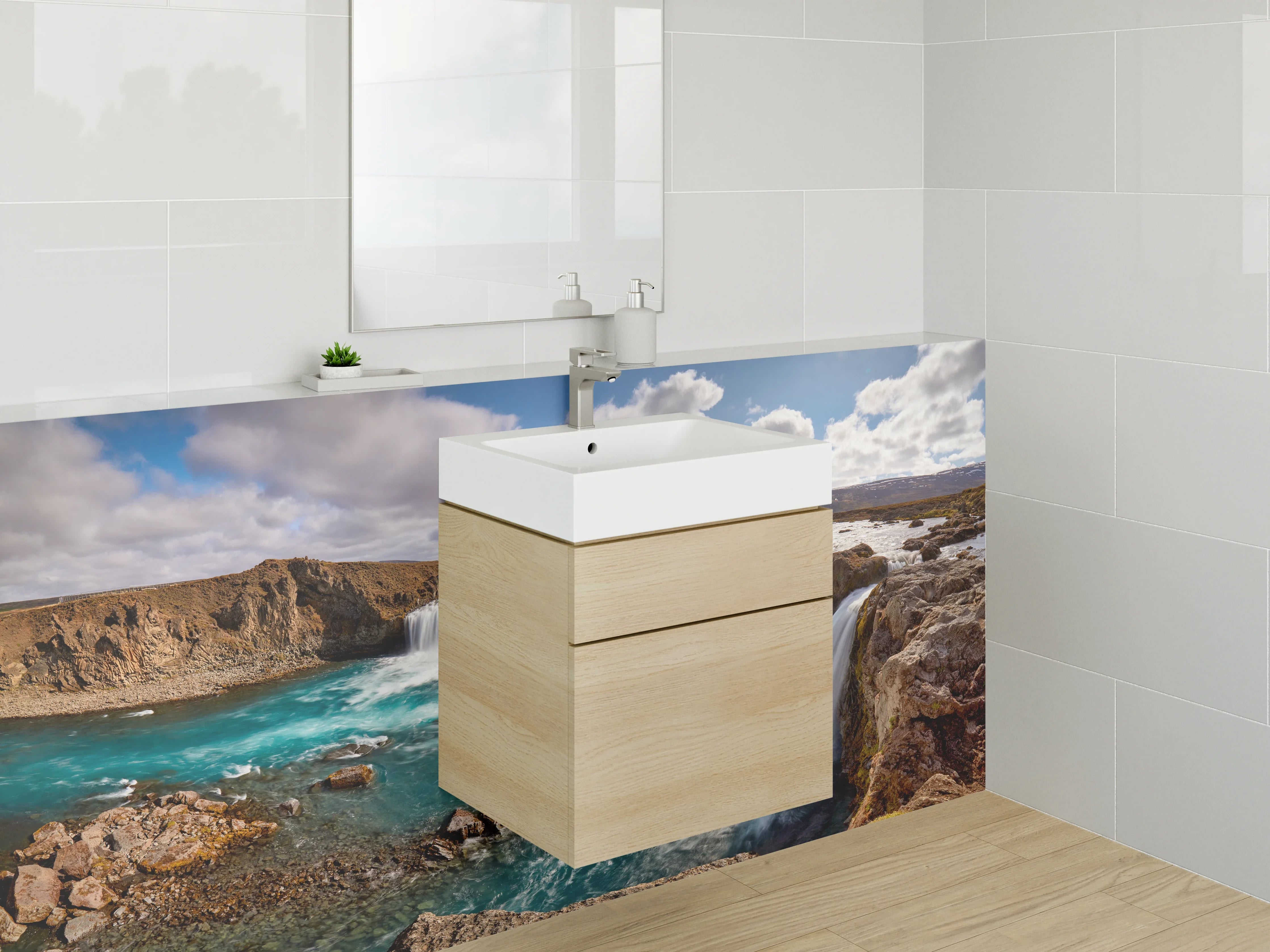 Waschbecken-Rückwand - Grauschimmernde Wasserpracht im Inselpanorama