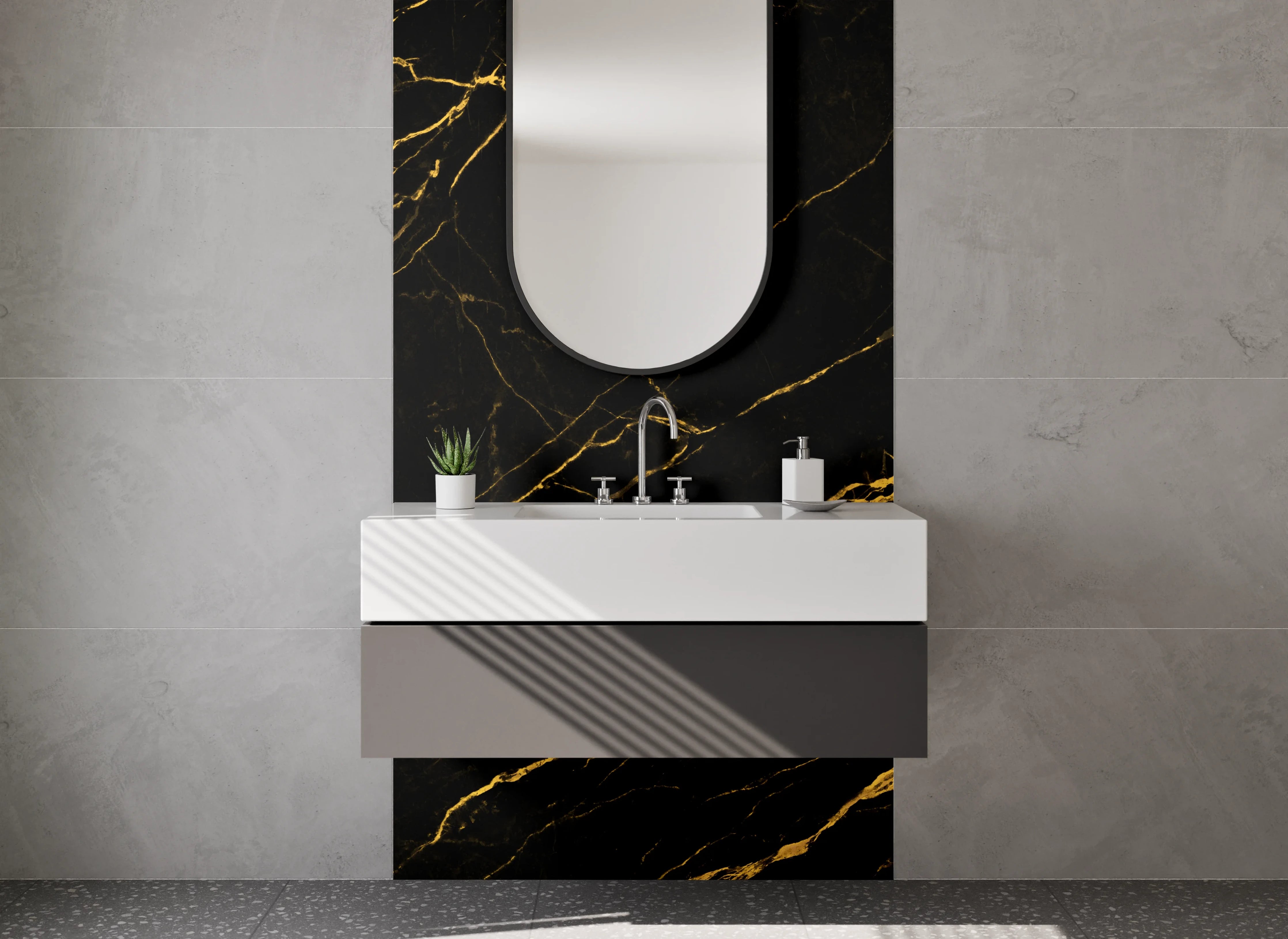 Waschbecken-Rückwand - Grauweiße Eleganz mit Goldadern