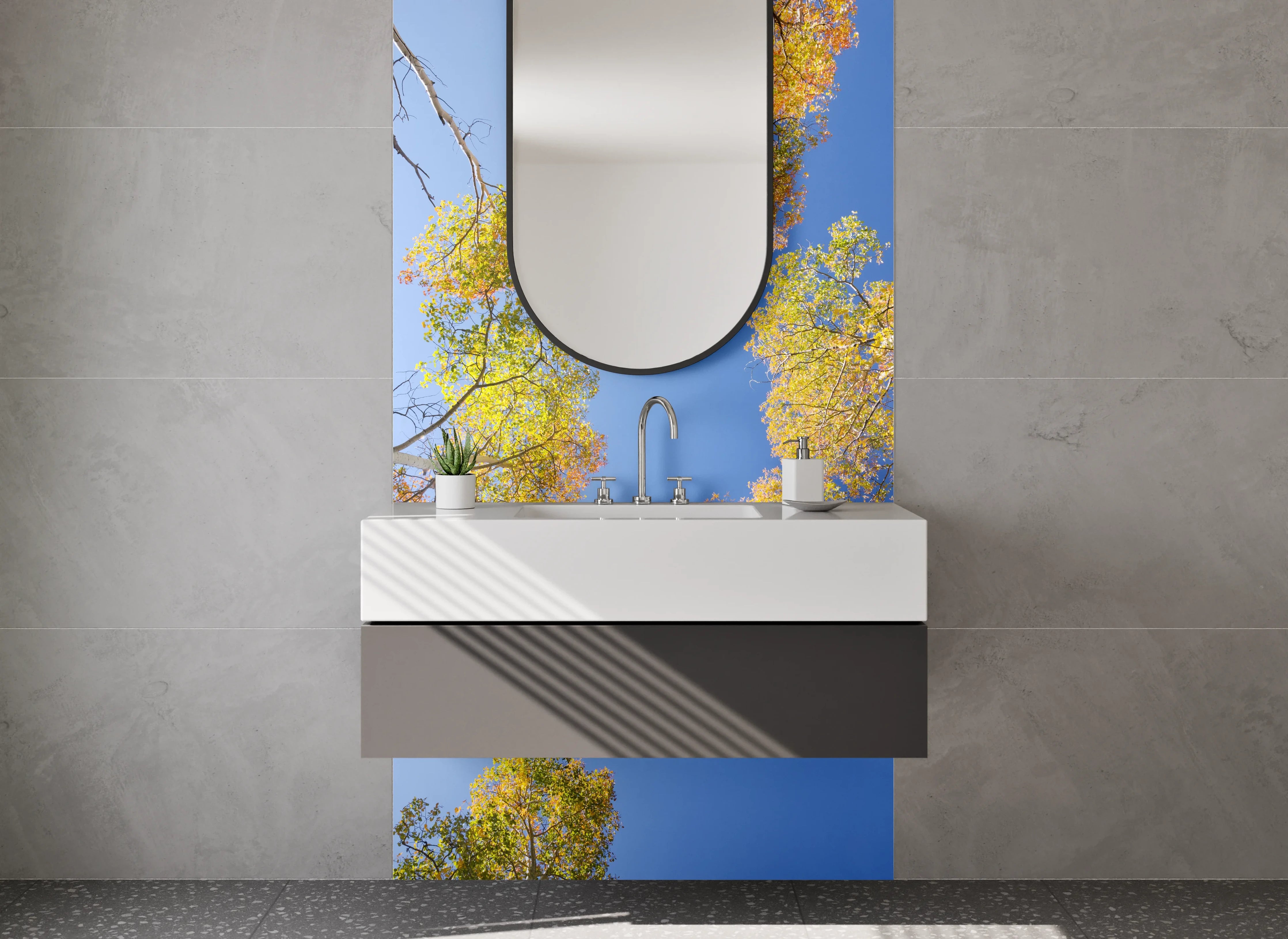 Waschbecken-Rückwand - Herbstlicher Wald und blauer Himmel